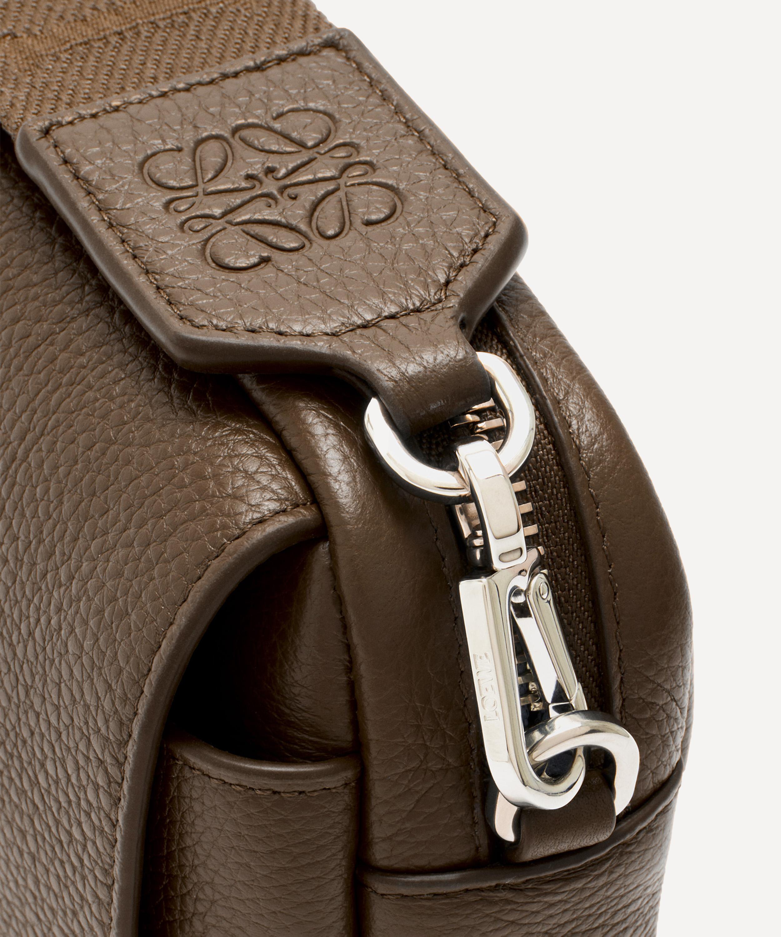 Loewe - Small Pebble Messenger Bag image number 4