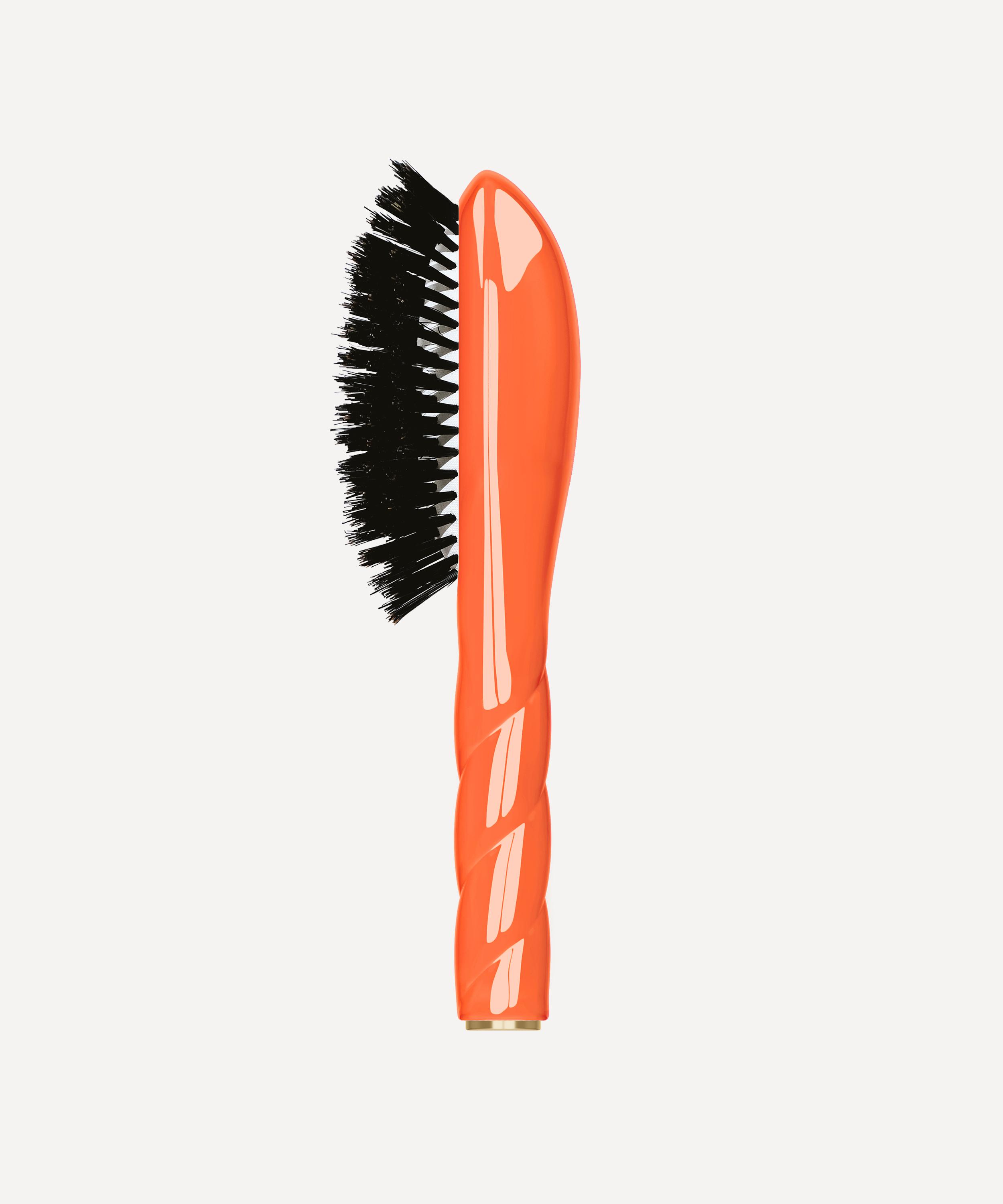 La Bonne Brosse - N.01 The Small Shine and Care THE UNIVERSAL Orange Seventies Hair Brush image number 1