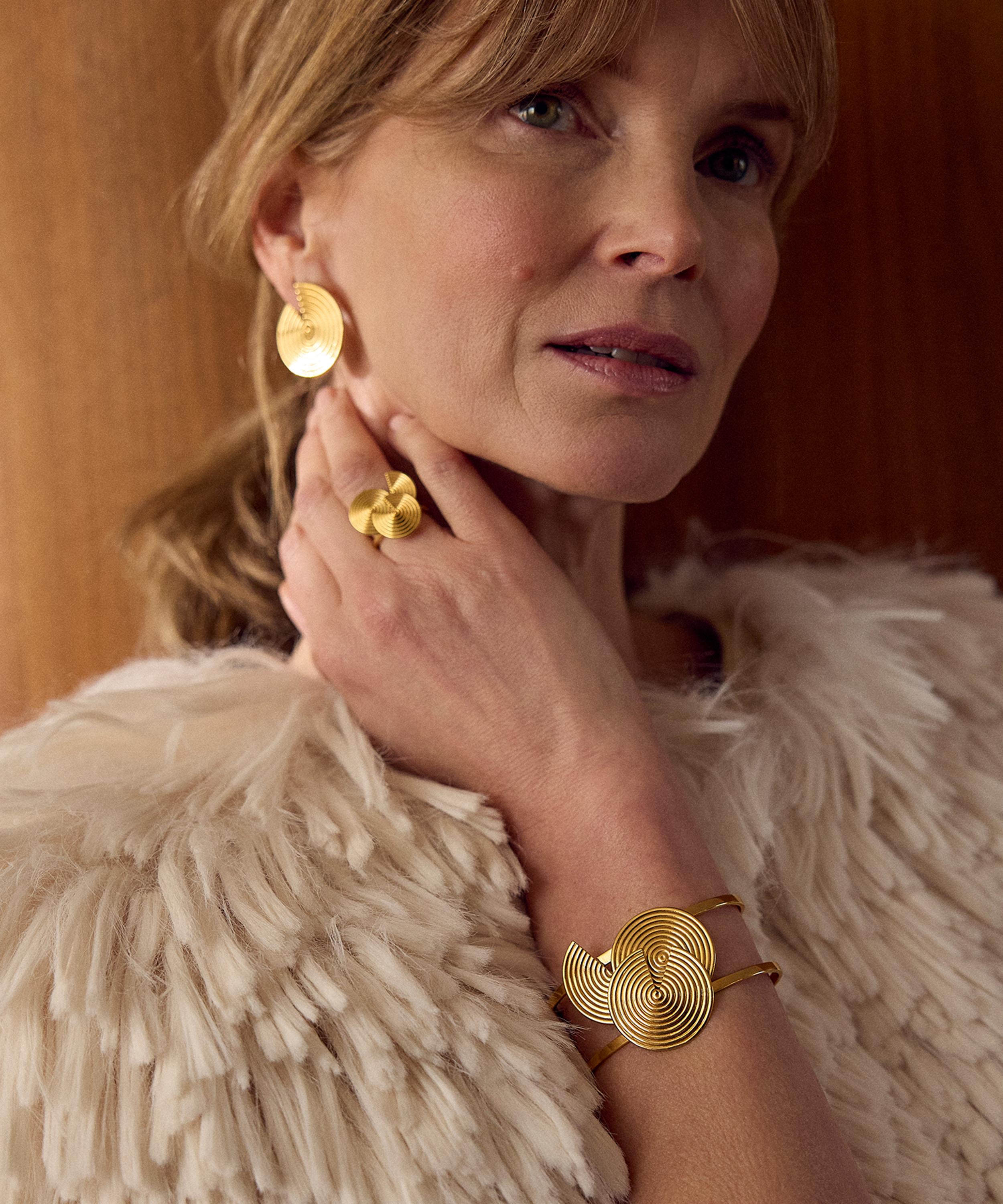 Rachel Jackson - 18ct Gold-Plated Evolve Statement Bangle Bracelet image number 1