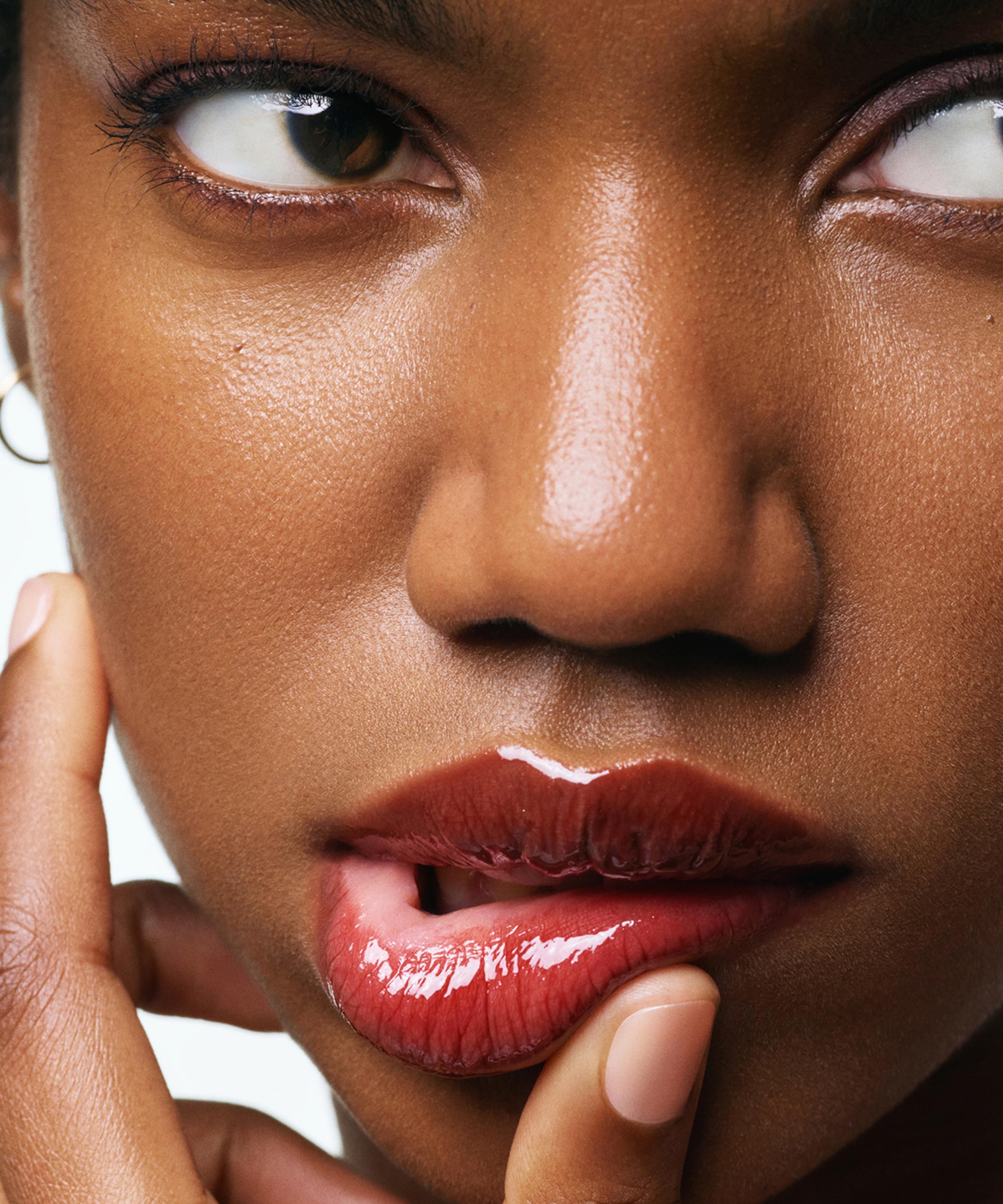 U Beauty - The PLASMA Lip Compound 15ml image number 3