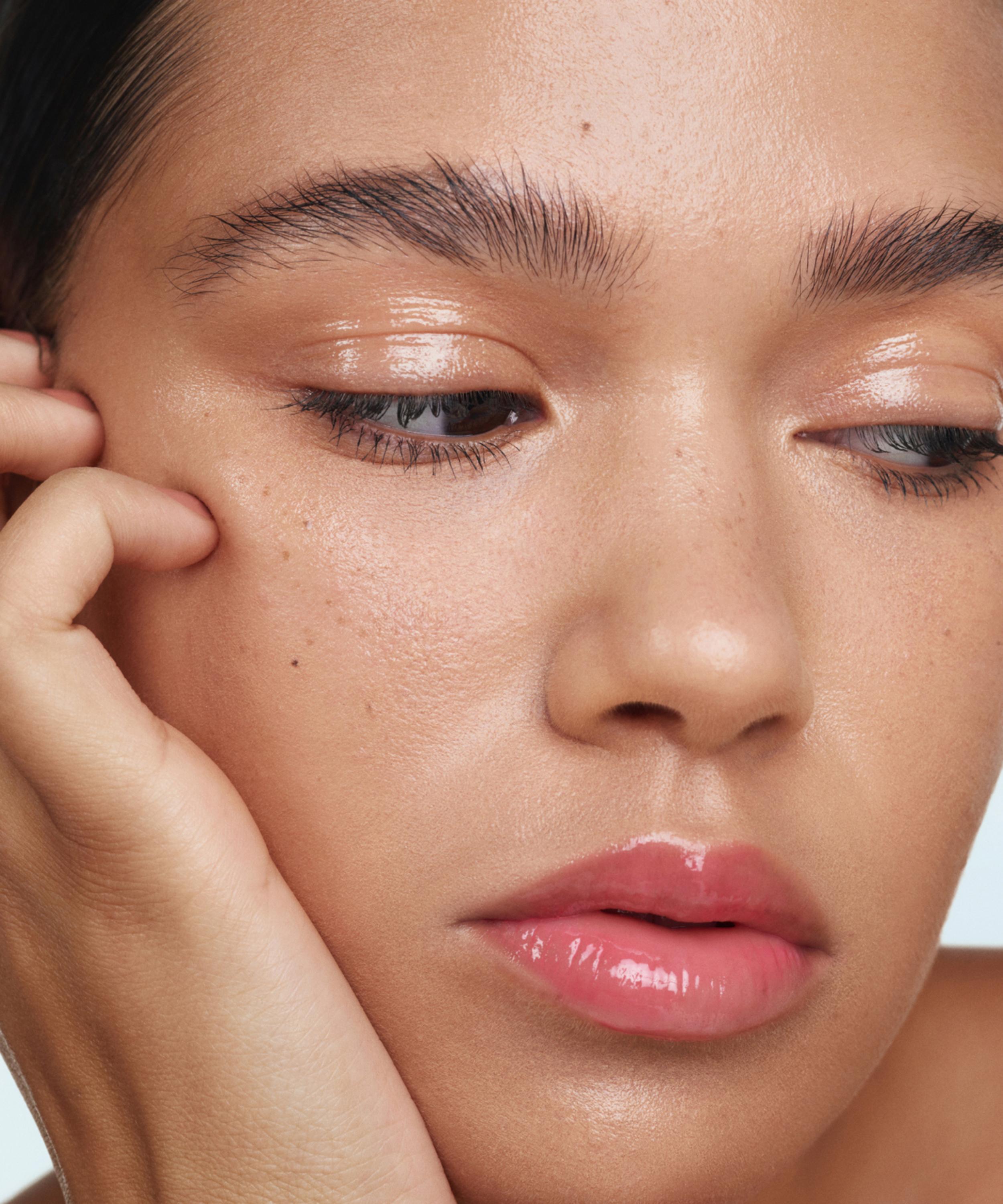 U Beauty - The SUPER Tinted Hydrator 30ml image number 4