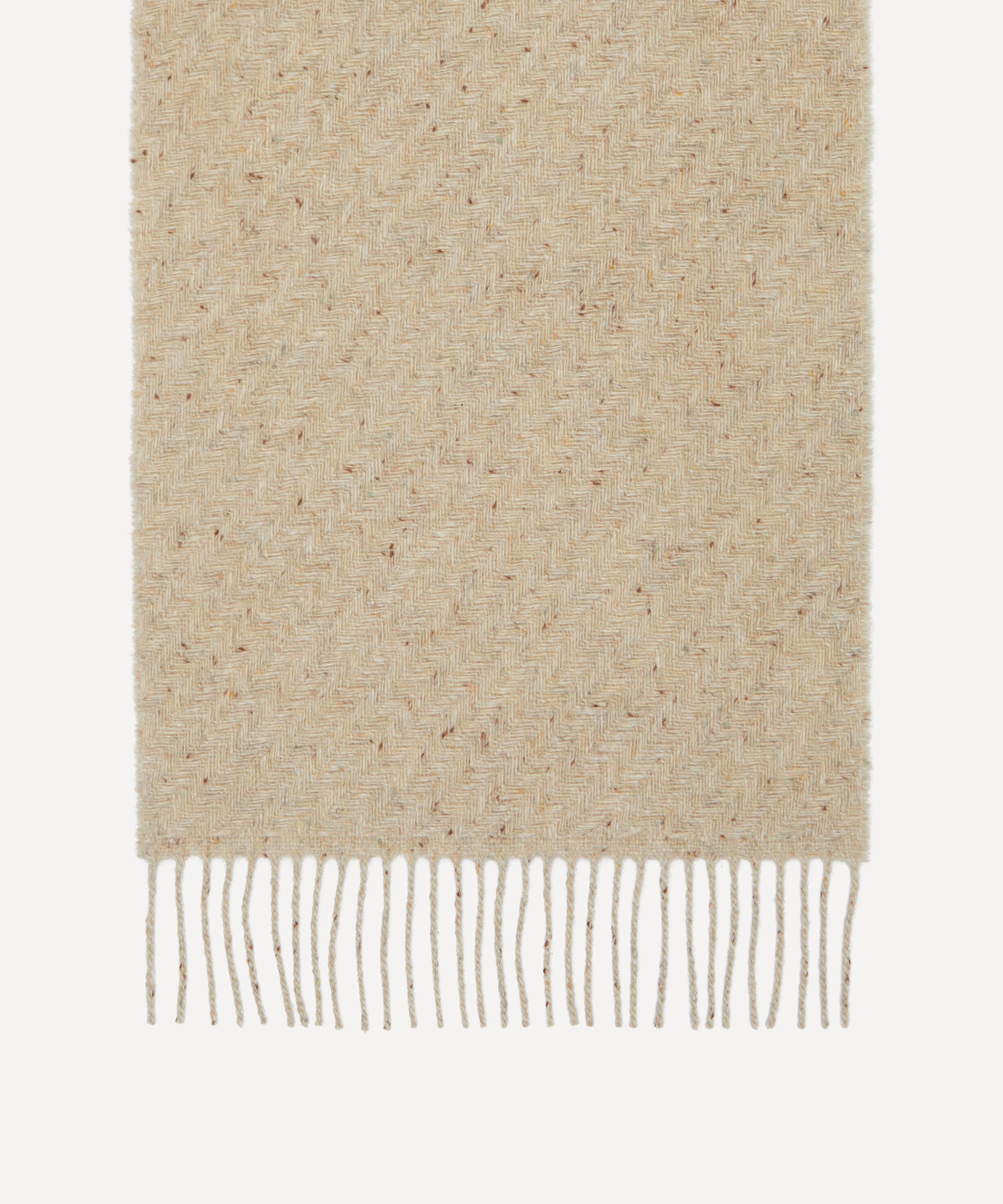 Johnstons of Elgin - Lofty Twill Cashmere Scarf image number 2