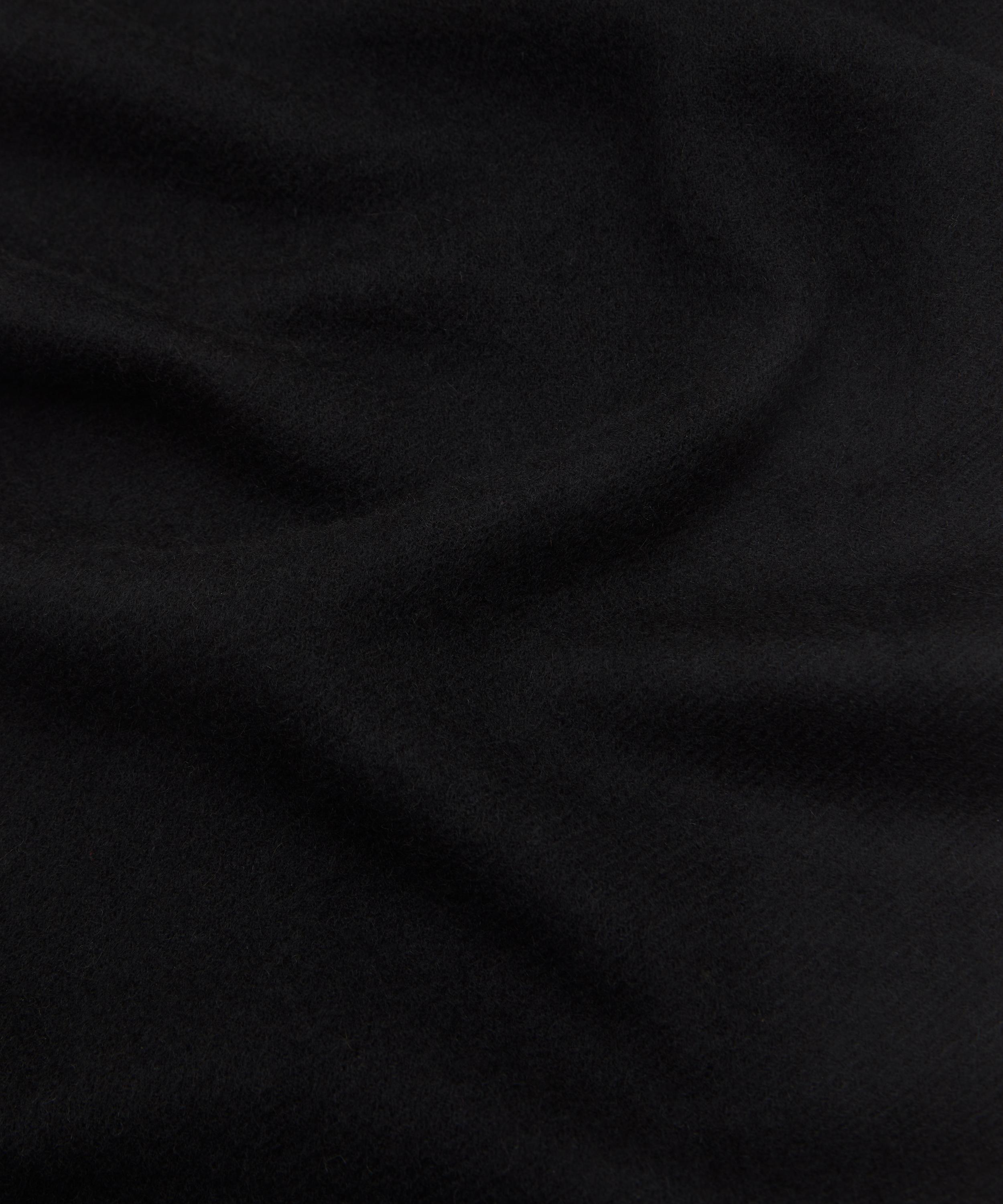 Johnstons of Elgin - Plain Cashmere Scarf image number 3