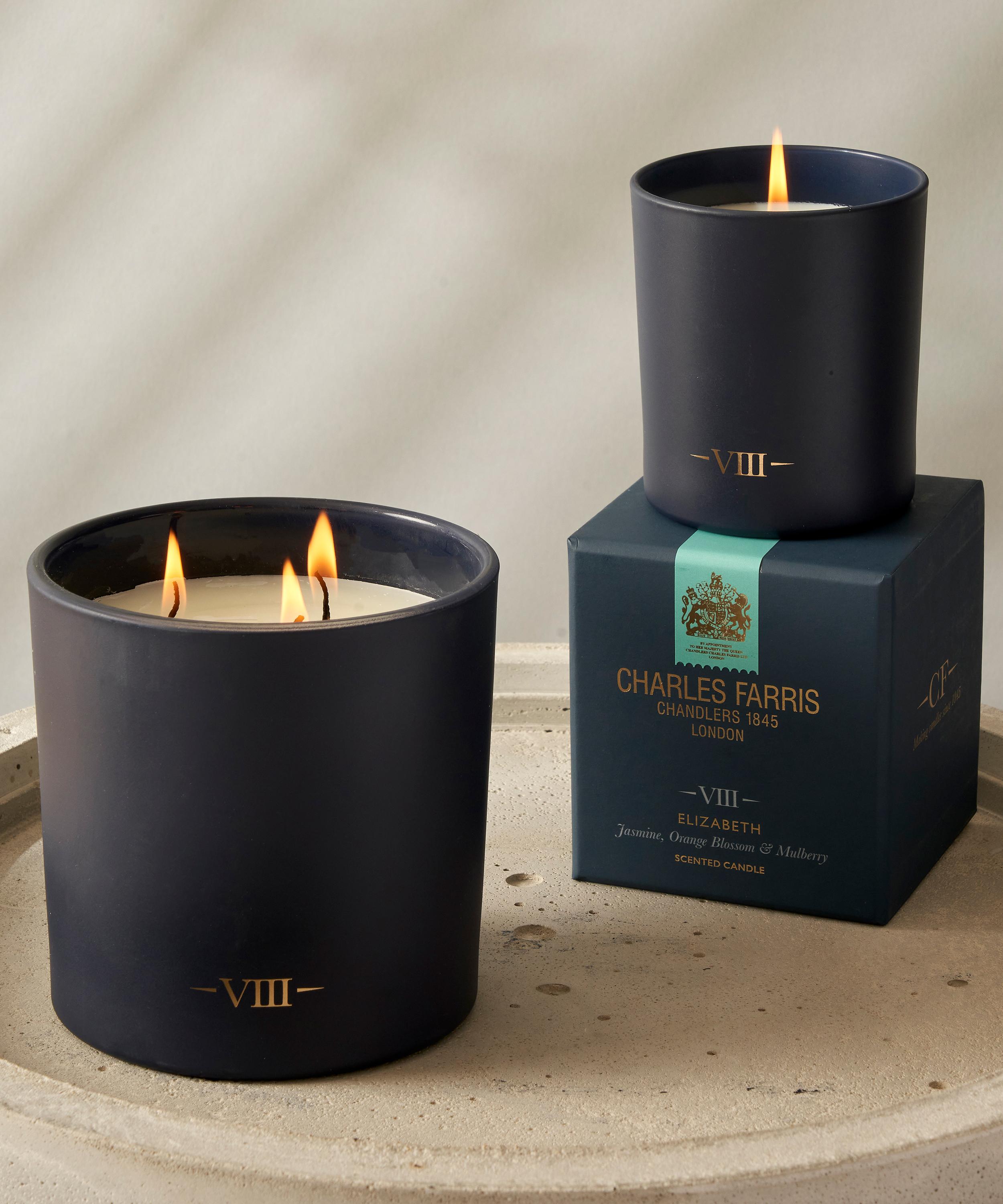 Charles Farris - VIII Elizabeth 3 Wick Candle 640g image number 2