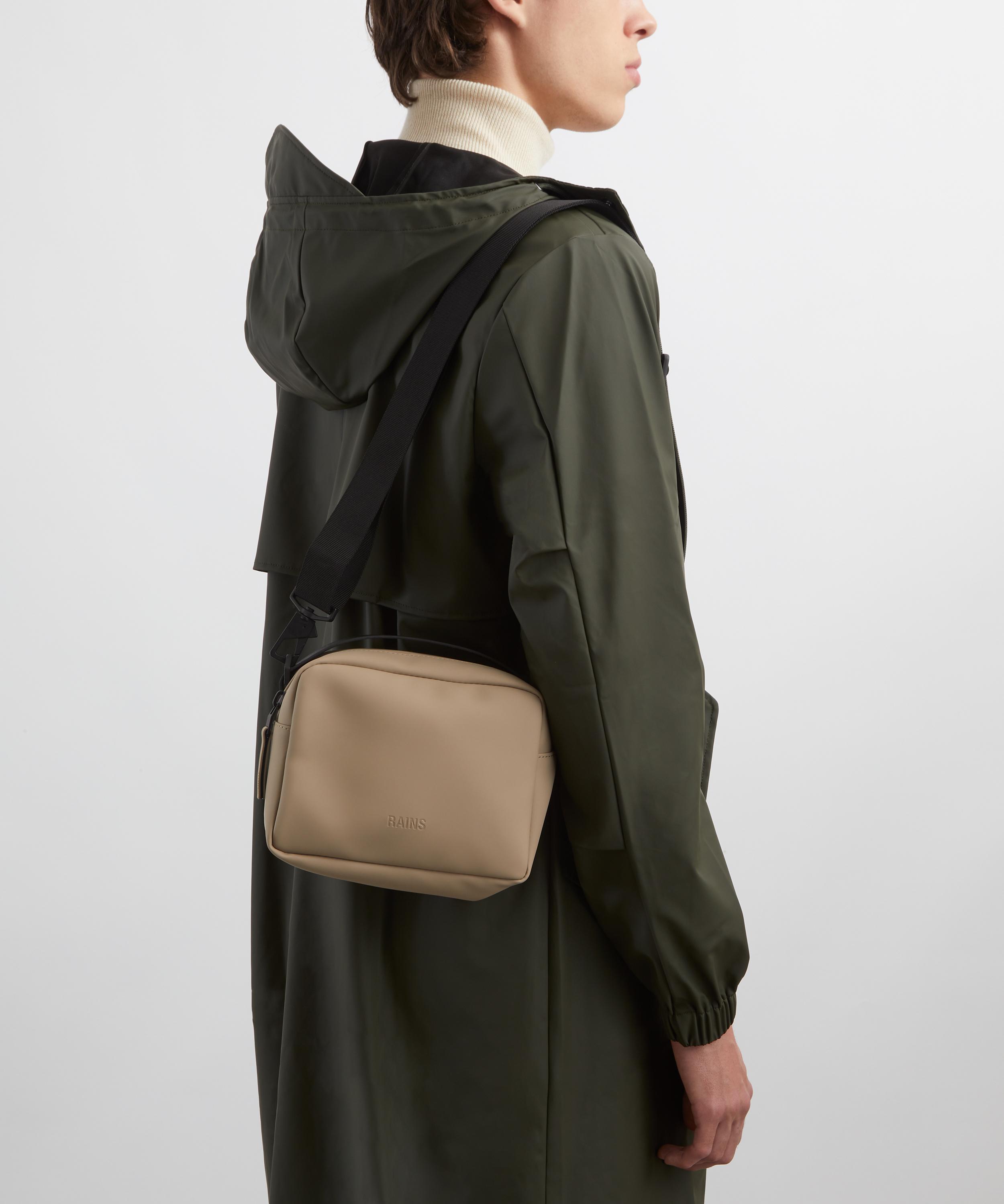 RAINS - Box Bag image number 6