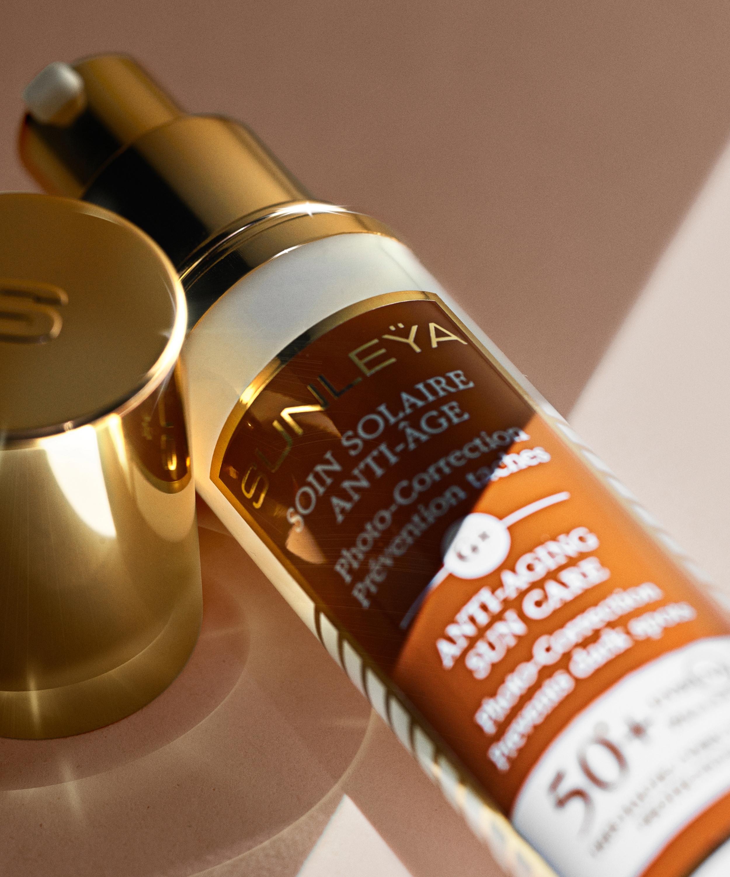 Sisley Paris - Sunleÿa Anti-Ageing Sun Care SPF50 50ml image number 1