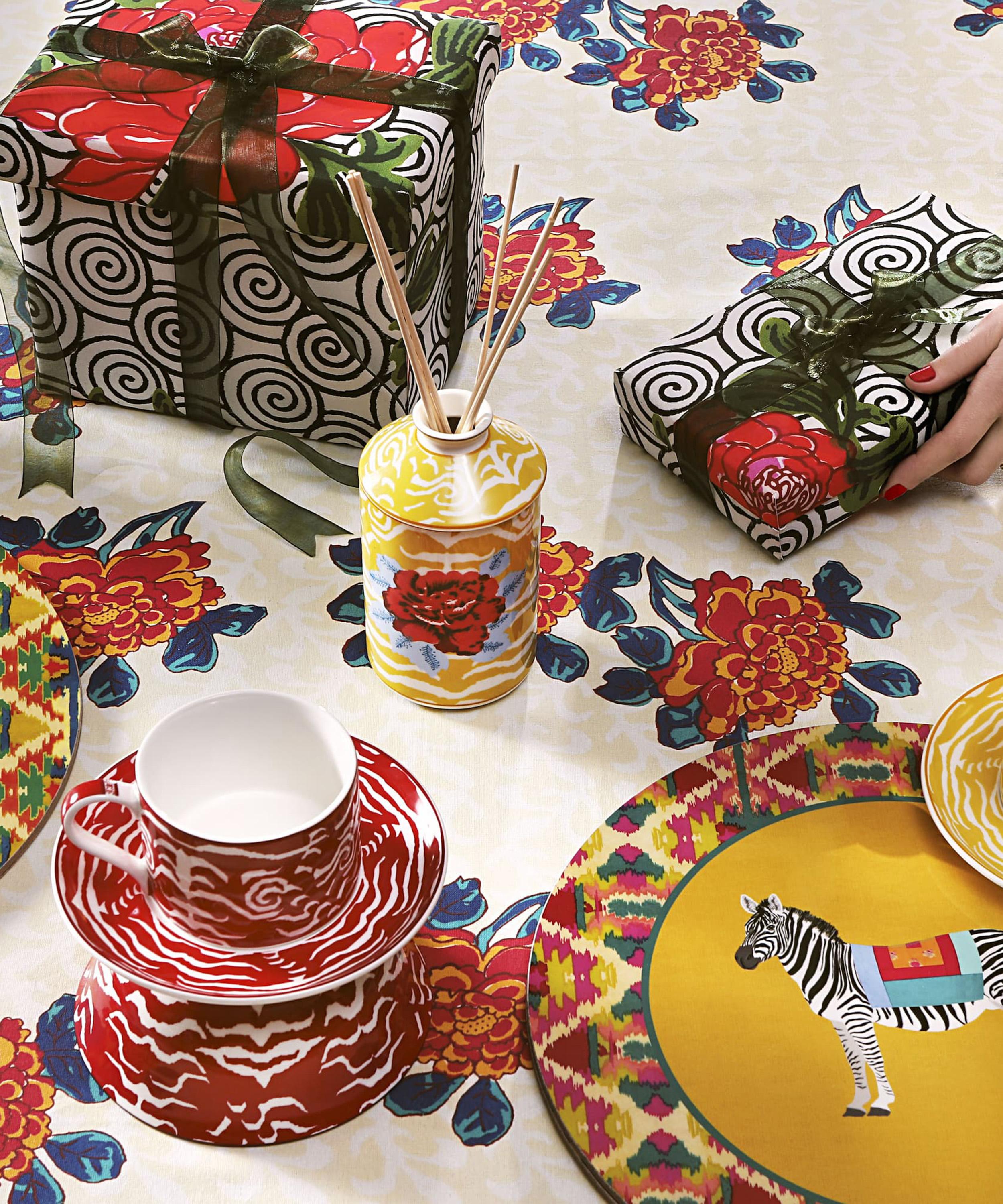 Lisa Corti - Indian Tiger Tea Set image number 1