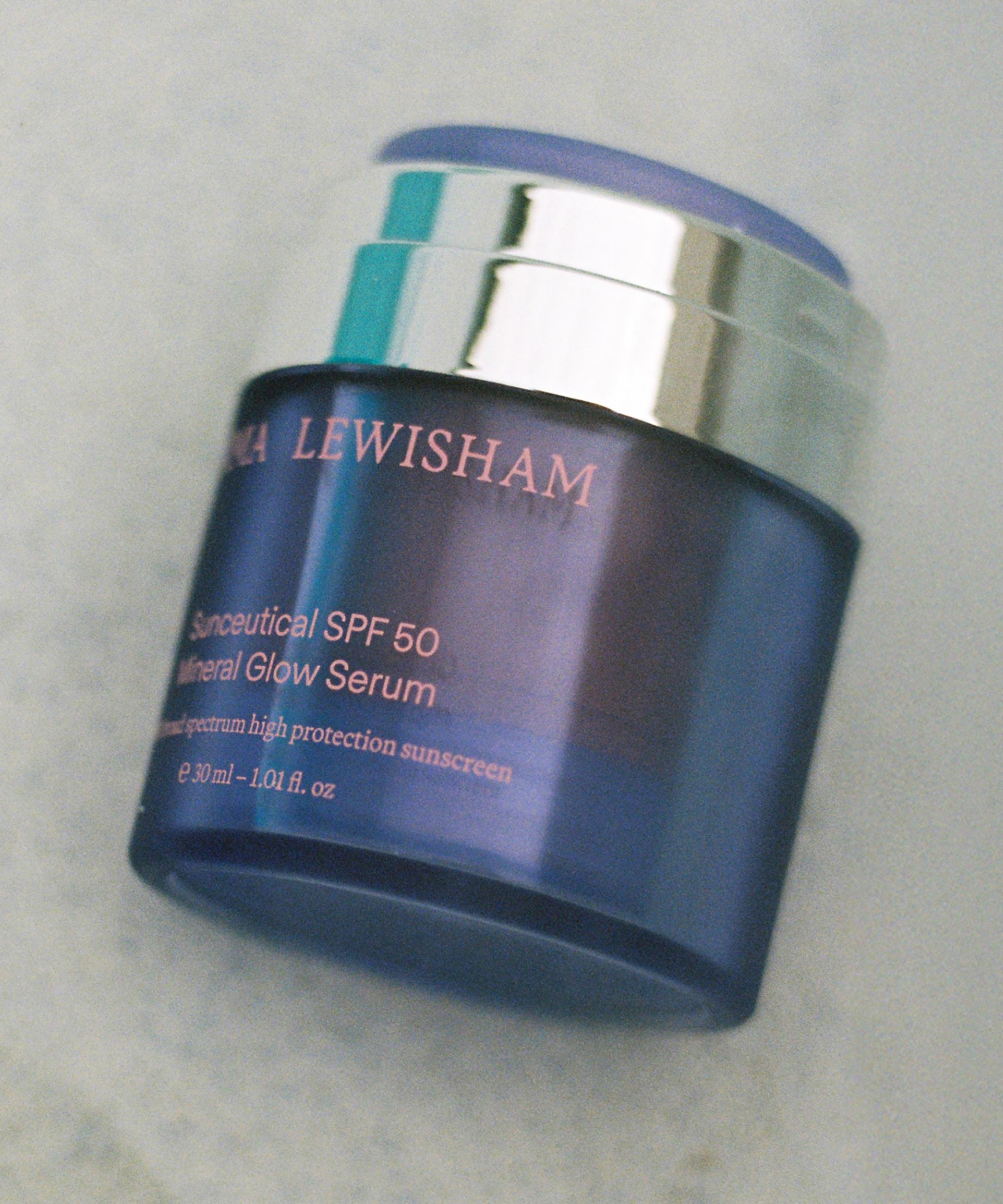 Emma Lewisham - Sunceutical SPF 50 Mineral Glow Serum 30ml image number 3