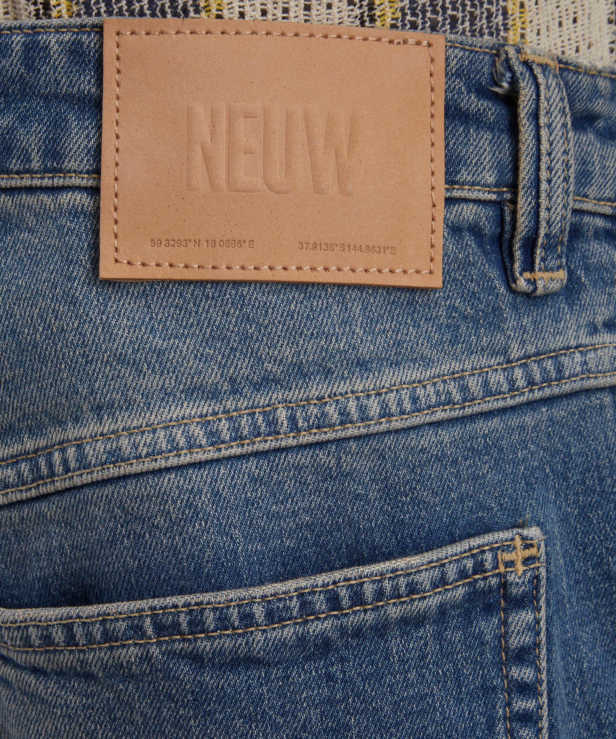 Neuw - Julian Flare Jeans in Rio image number 4