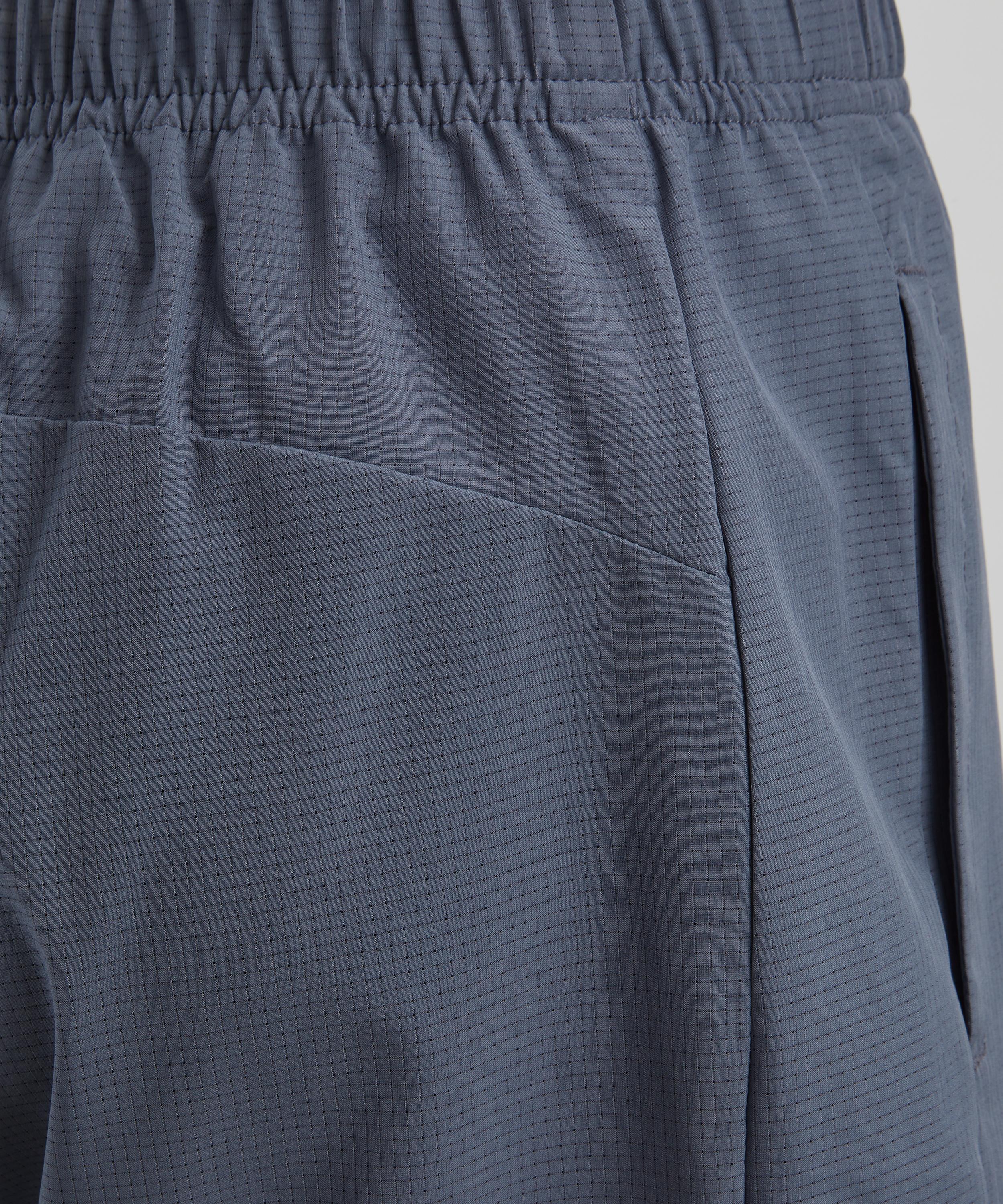 Adsum - Run Shorts image number 4