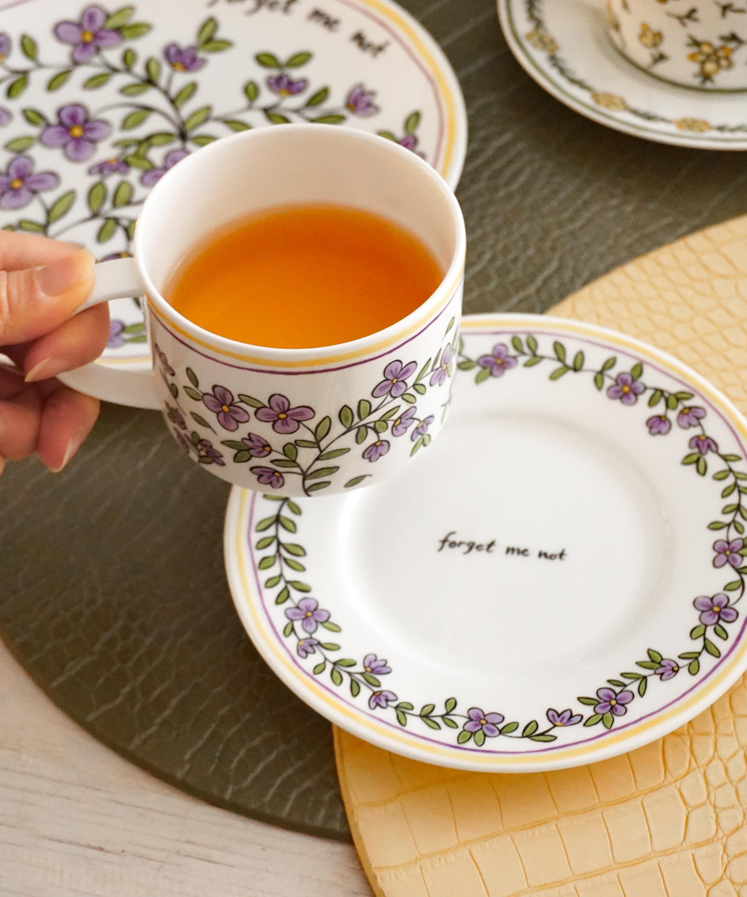 Twig New York - Heritage Forget Me Not Cup and Saucer image number 1