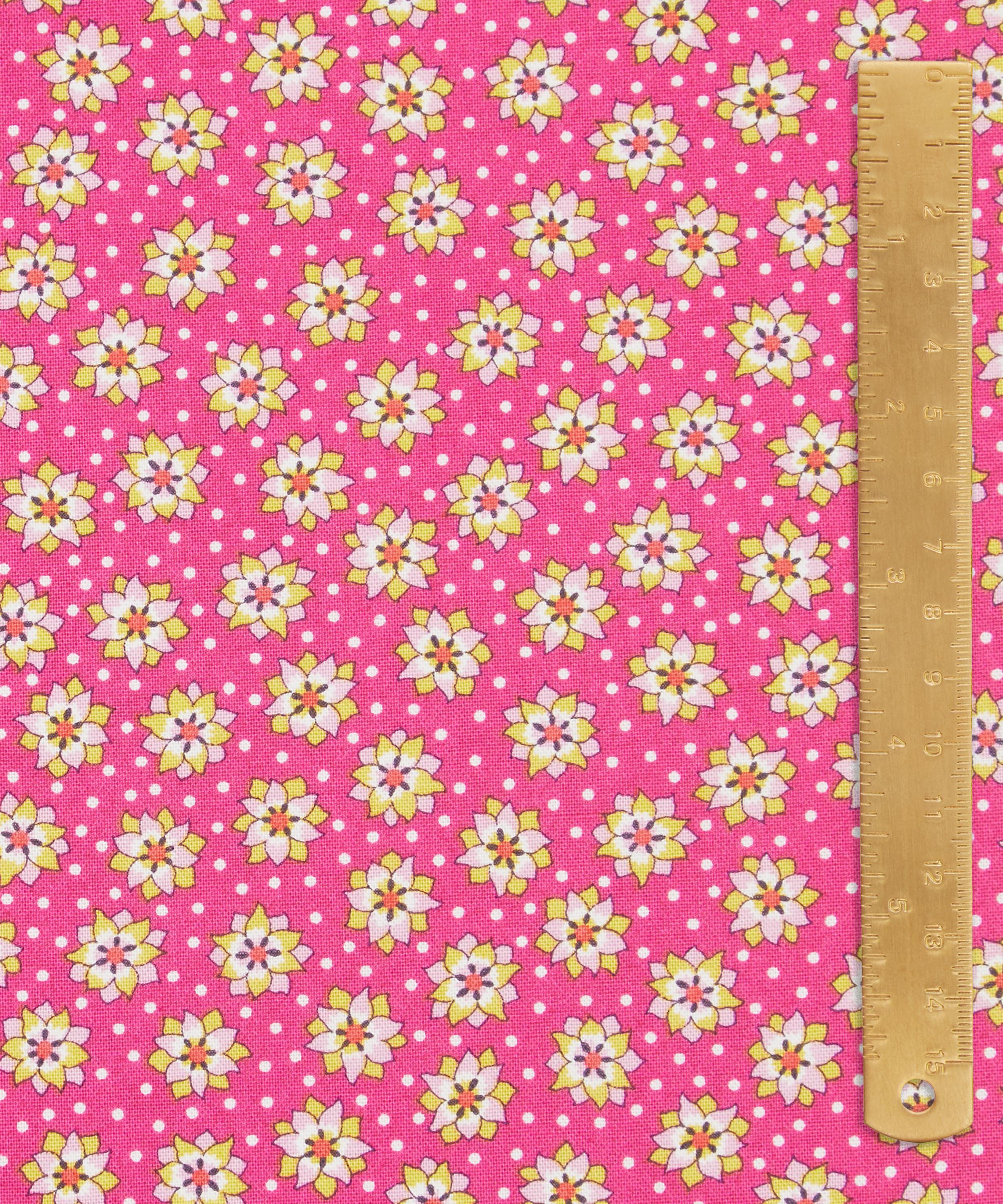 Liberty Fabrics - Lotus Spot Lasenby Quilting Cotton image number 4
