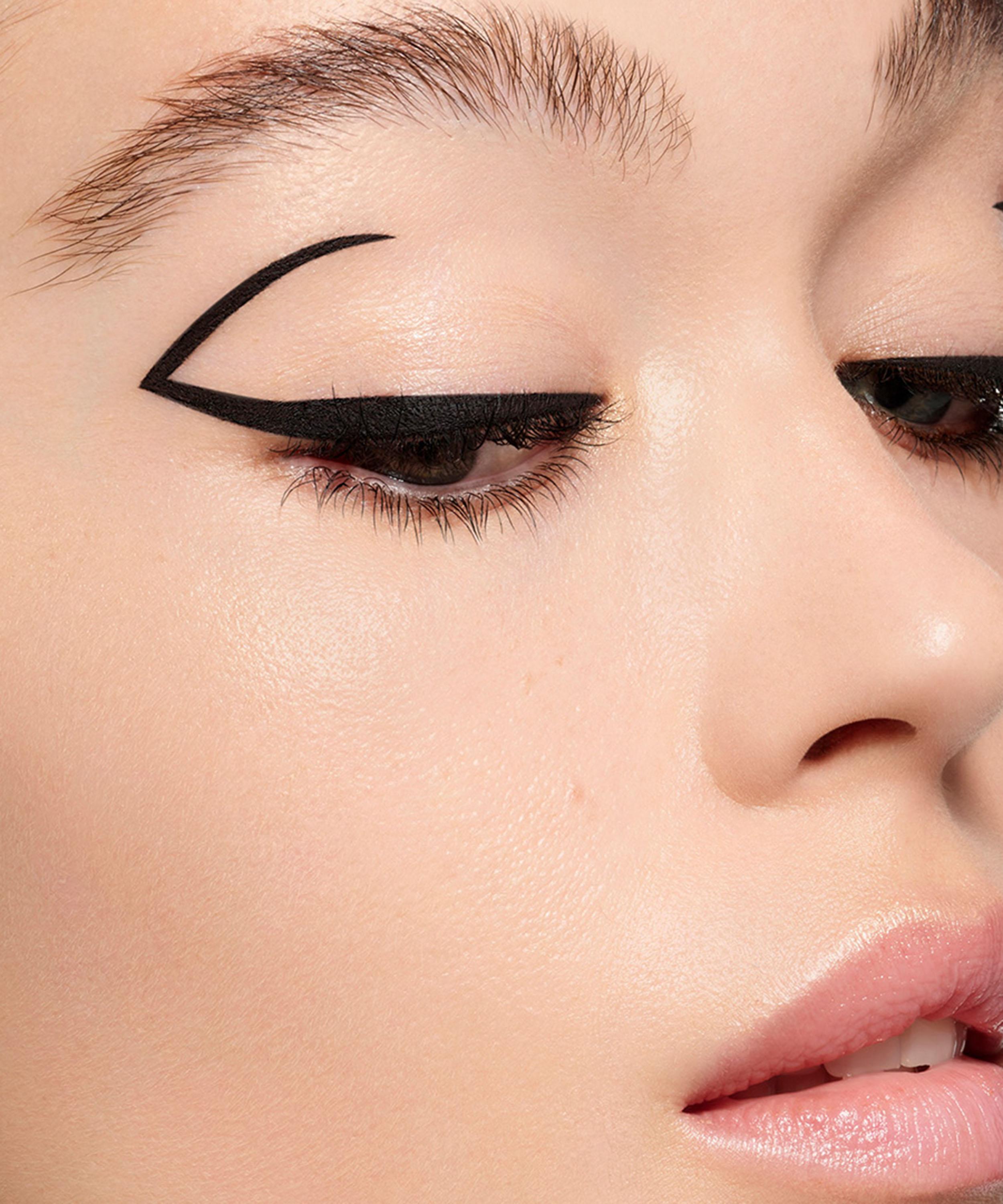 Guerlain - Noir G 24h Graphic Liner 0.55ml image number 3