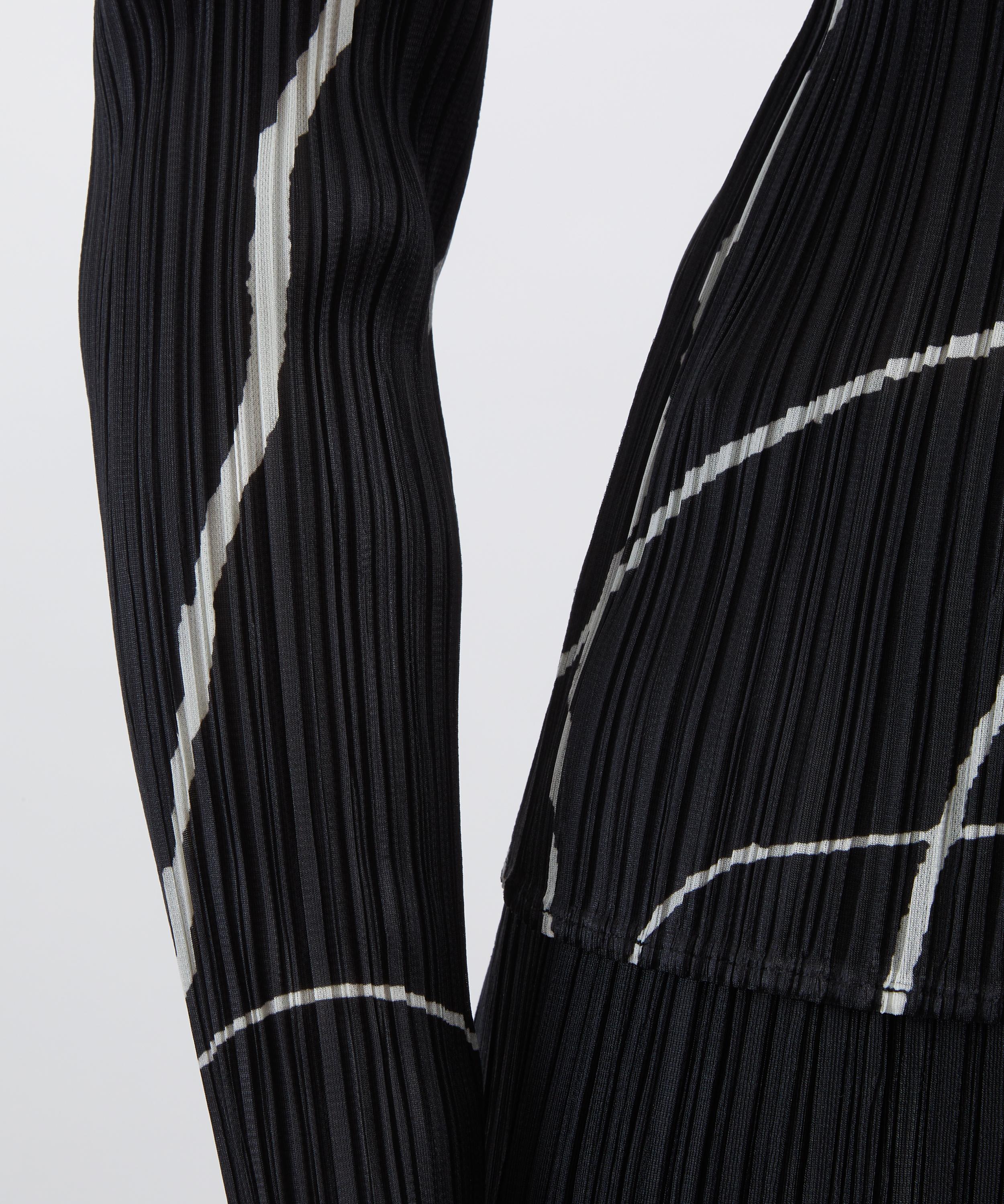 Pleats Please Issey Miyake - PAUSE Print Top image number 4