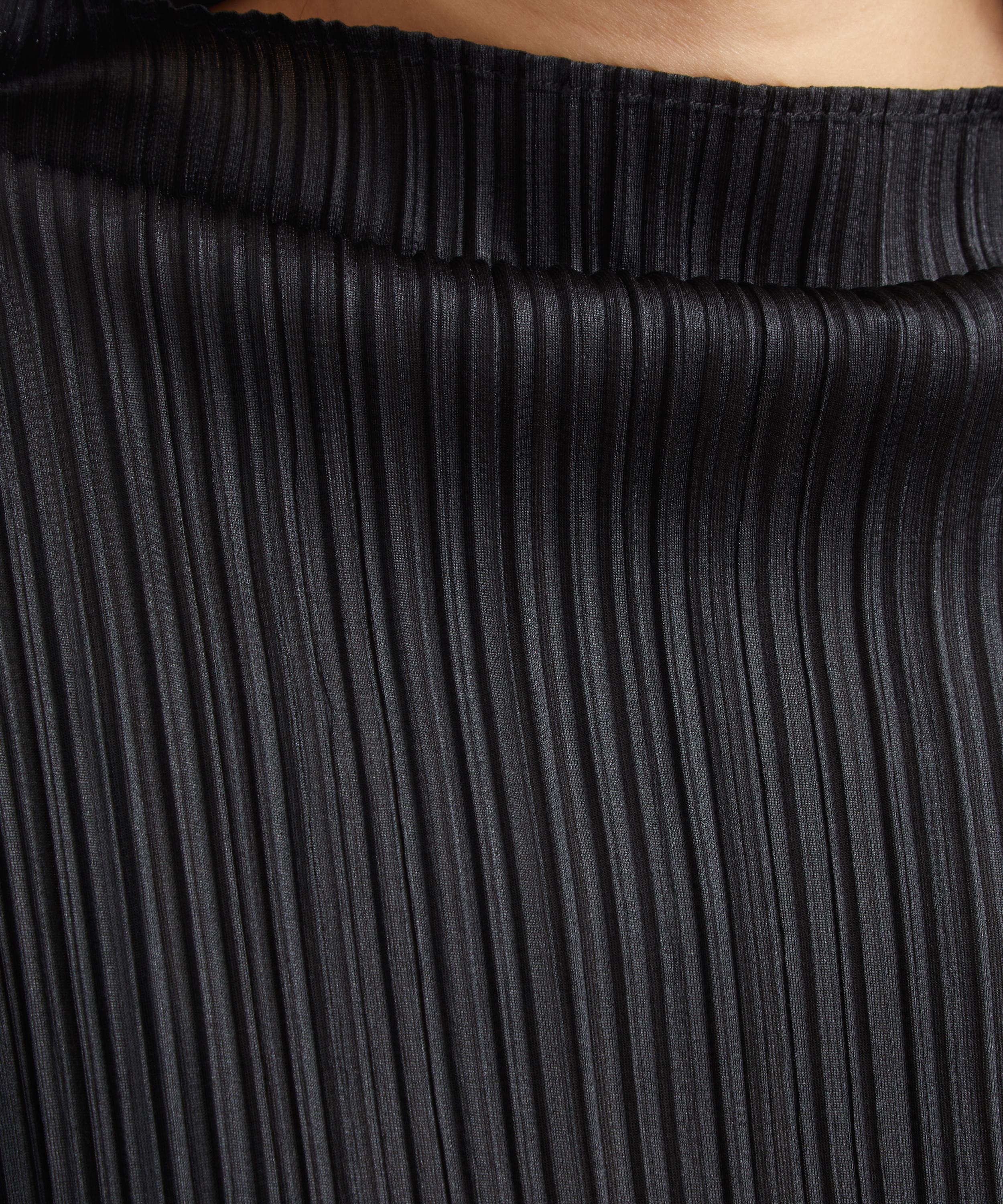 Pleats Please Issey Miyake - BASICS Long-Sleeved Top image number 4