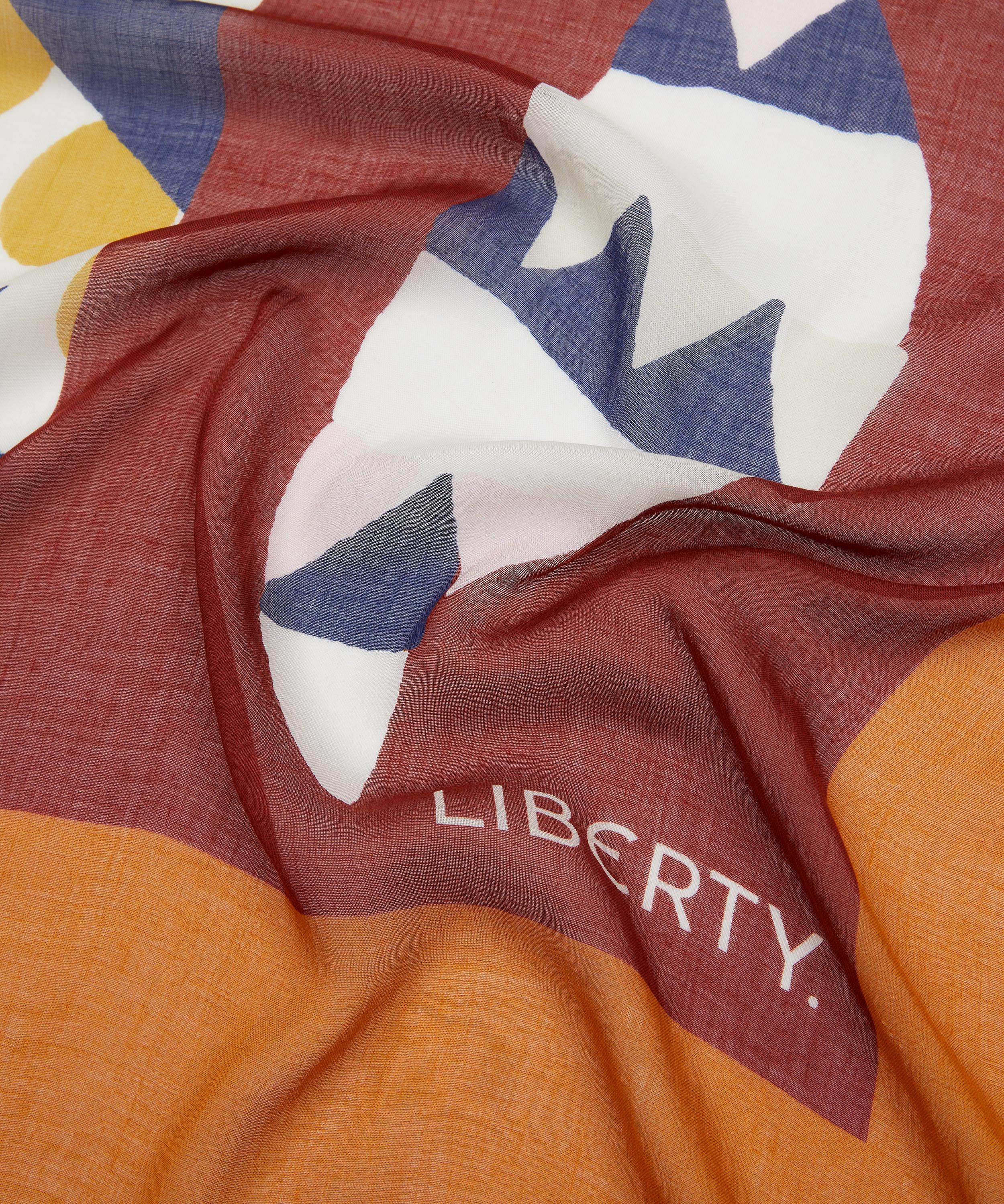 Liberty - Tropical Floral 135X135 Modal-Cashmere Scarf image number 4