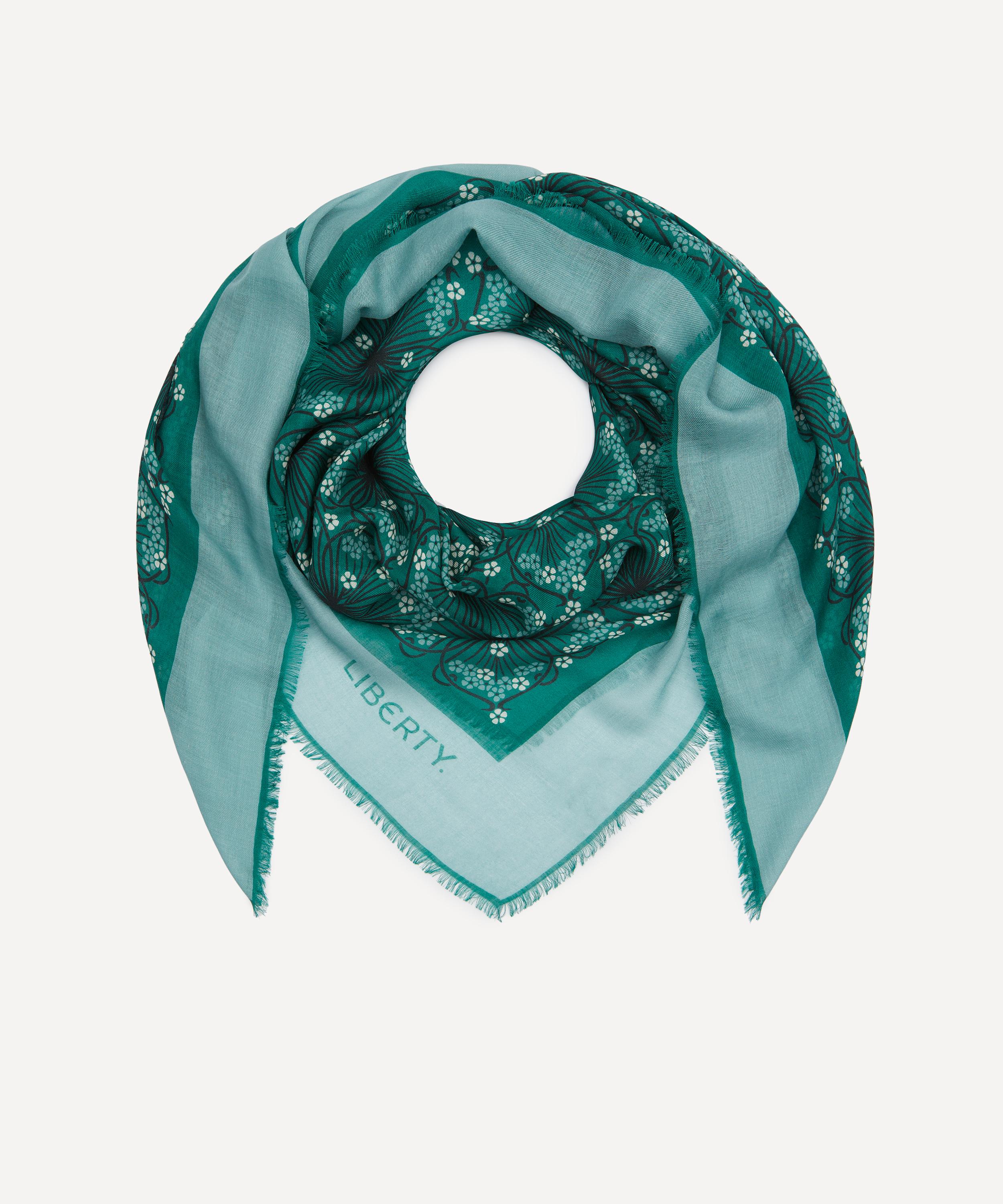 Liberty - Iphis Meadow 135X135 Wool-Silk Scarf image number 1