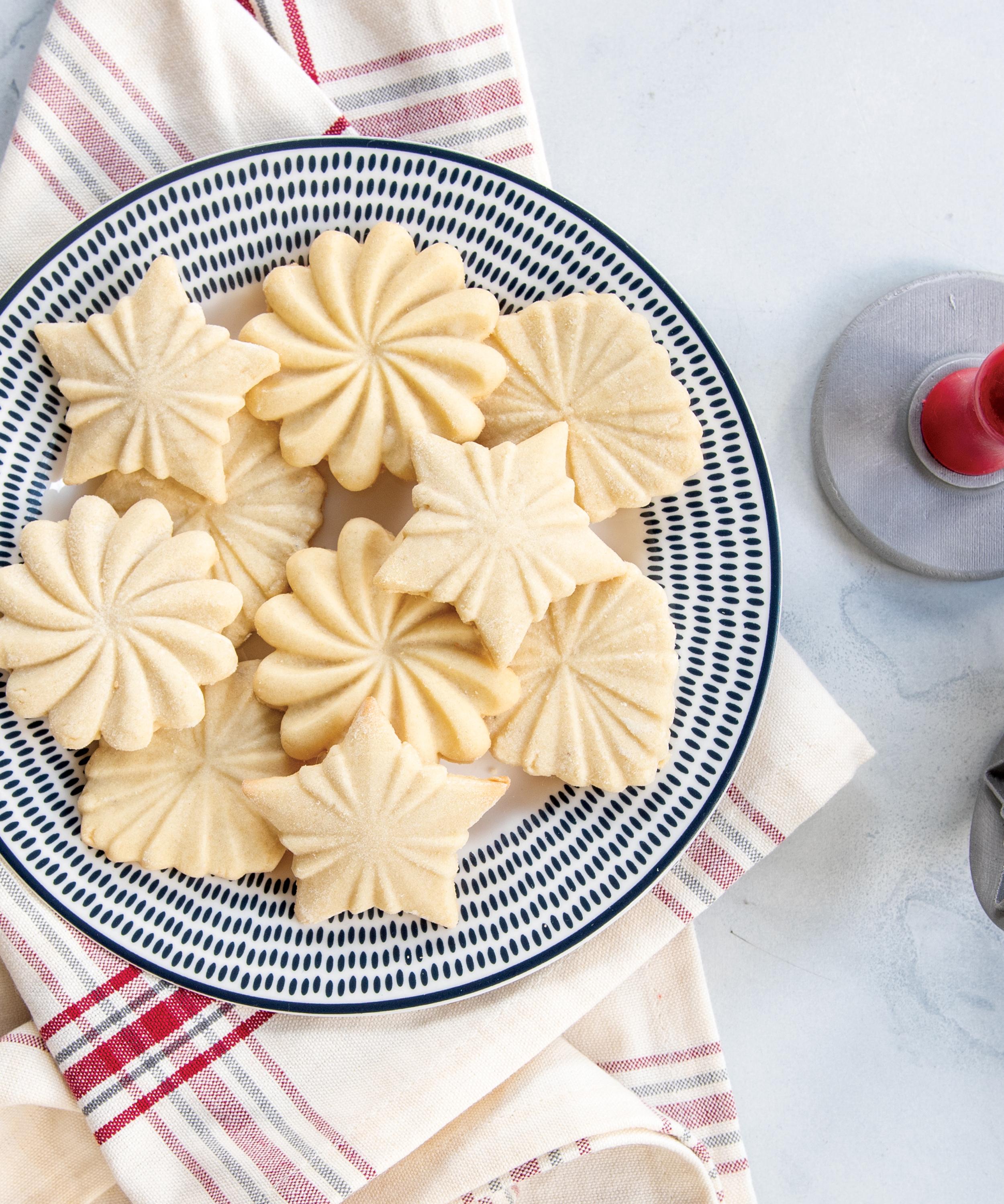 Nordic Ware - Pretty Pleated Cookie Stamps image number 1