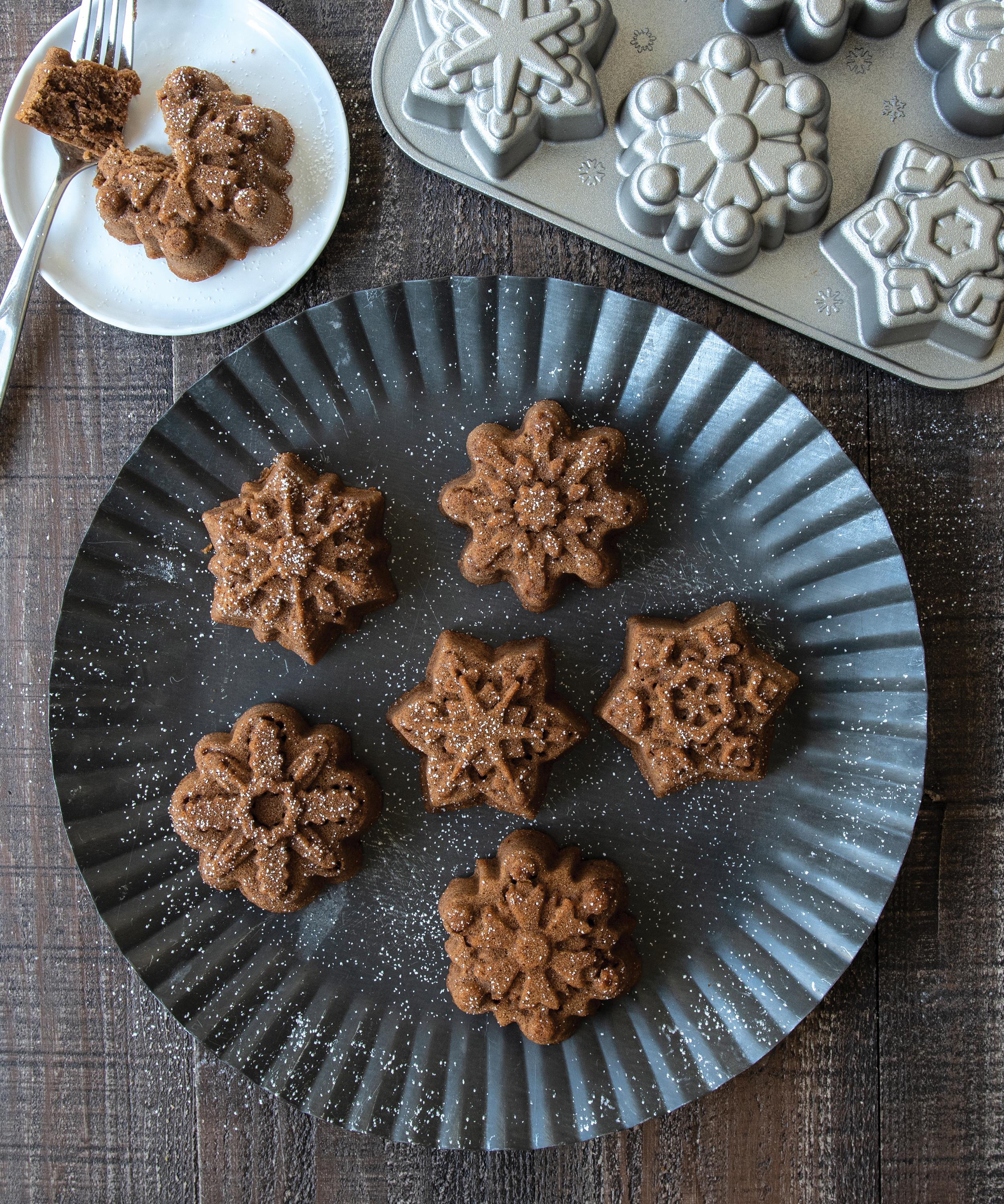 Nordic Ware - Frozen Snowflake Cakelet Pan image number 1