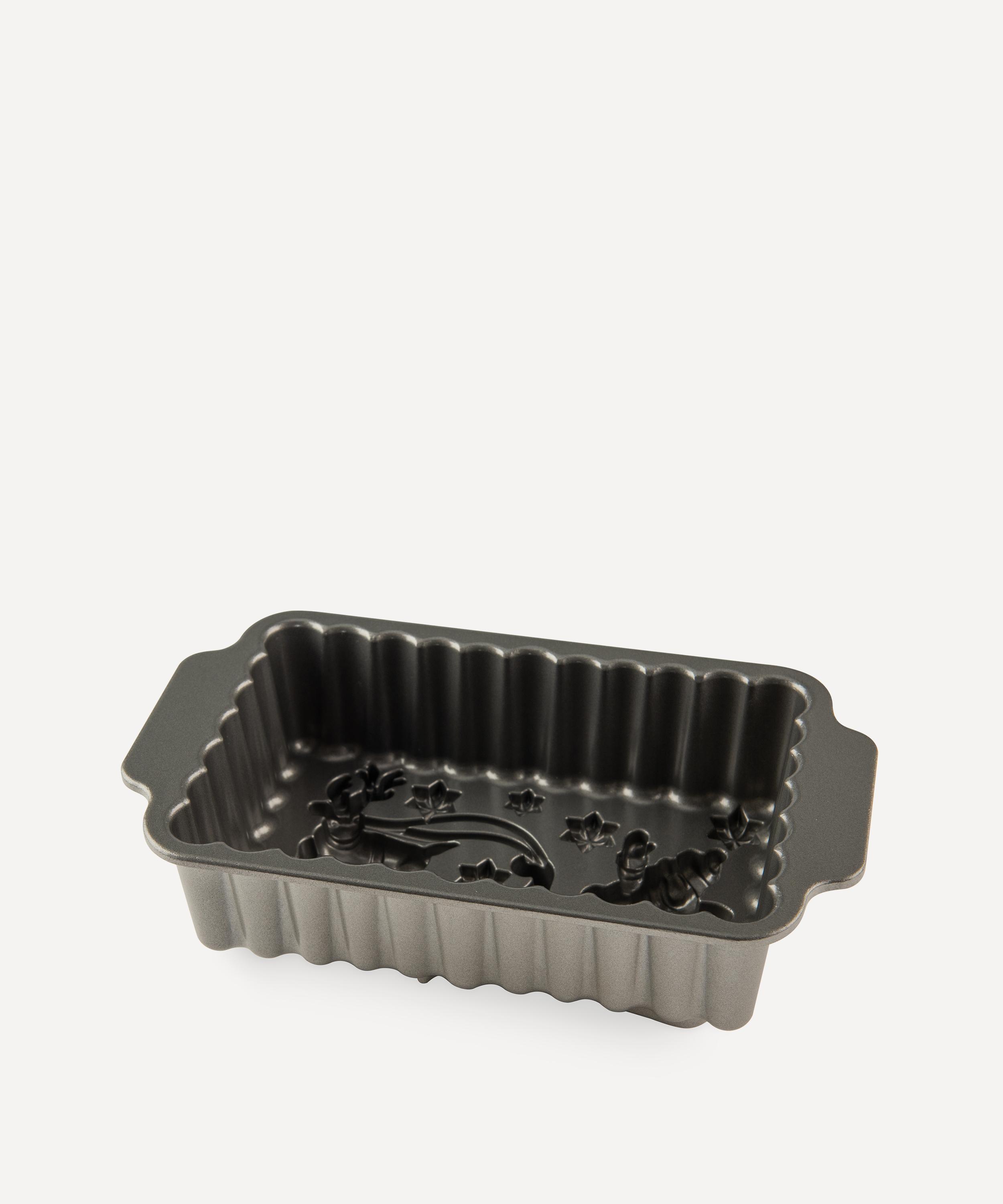 Nordic Ware - Santa’s Sleigh Loaf Pan image number 3