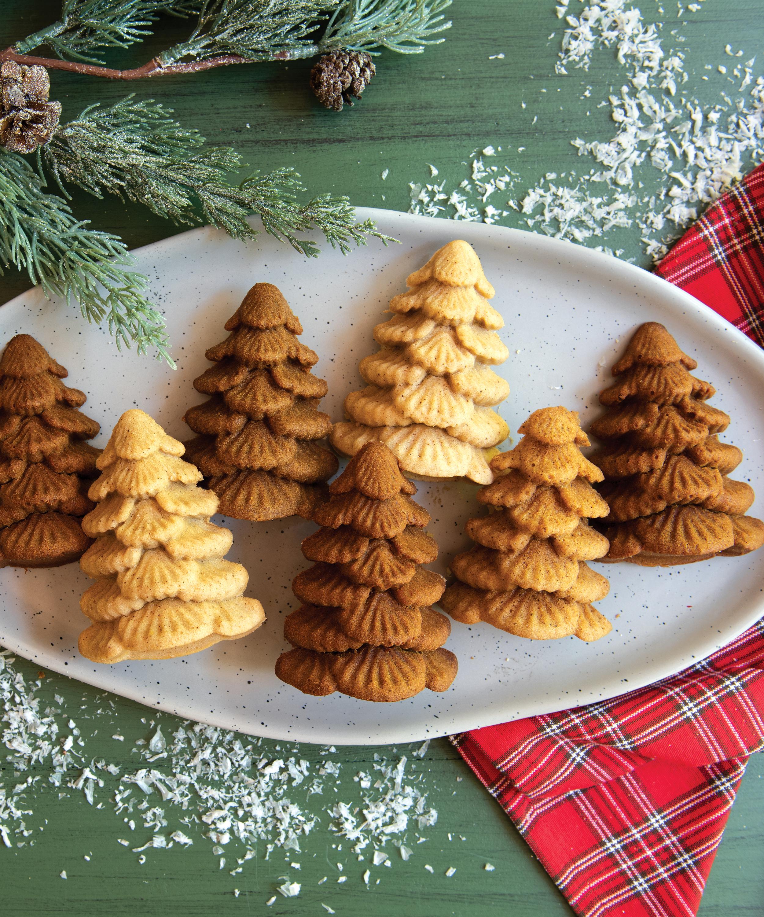 Nordic Ware - Evergreen Tree Cakelet Pan image number 1
