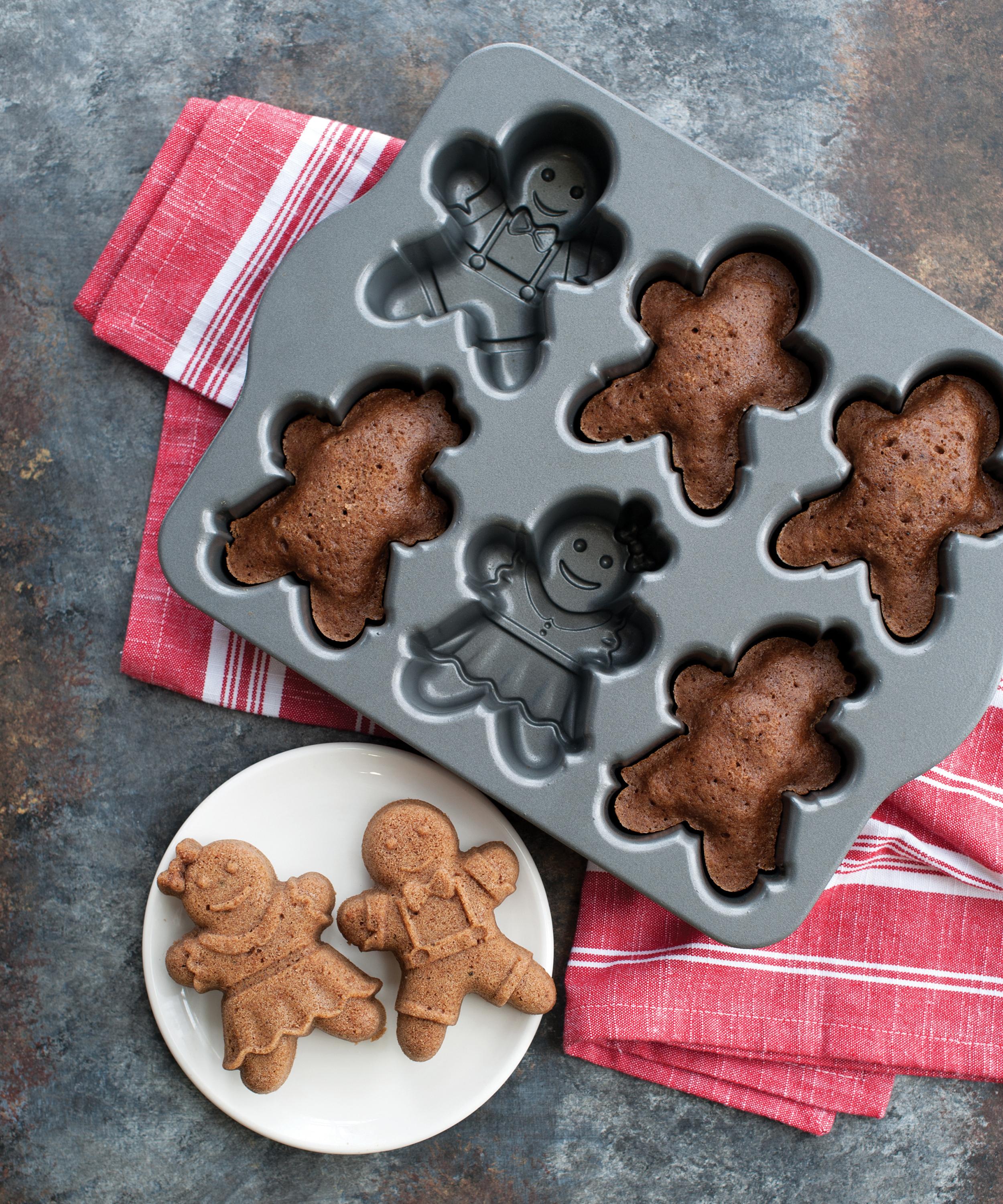 Nordic Ware - Gingerbread Kids Cakelet Pan image number 1
