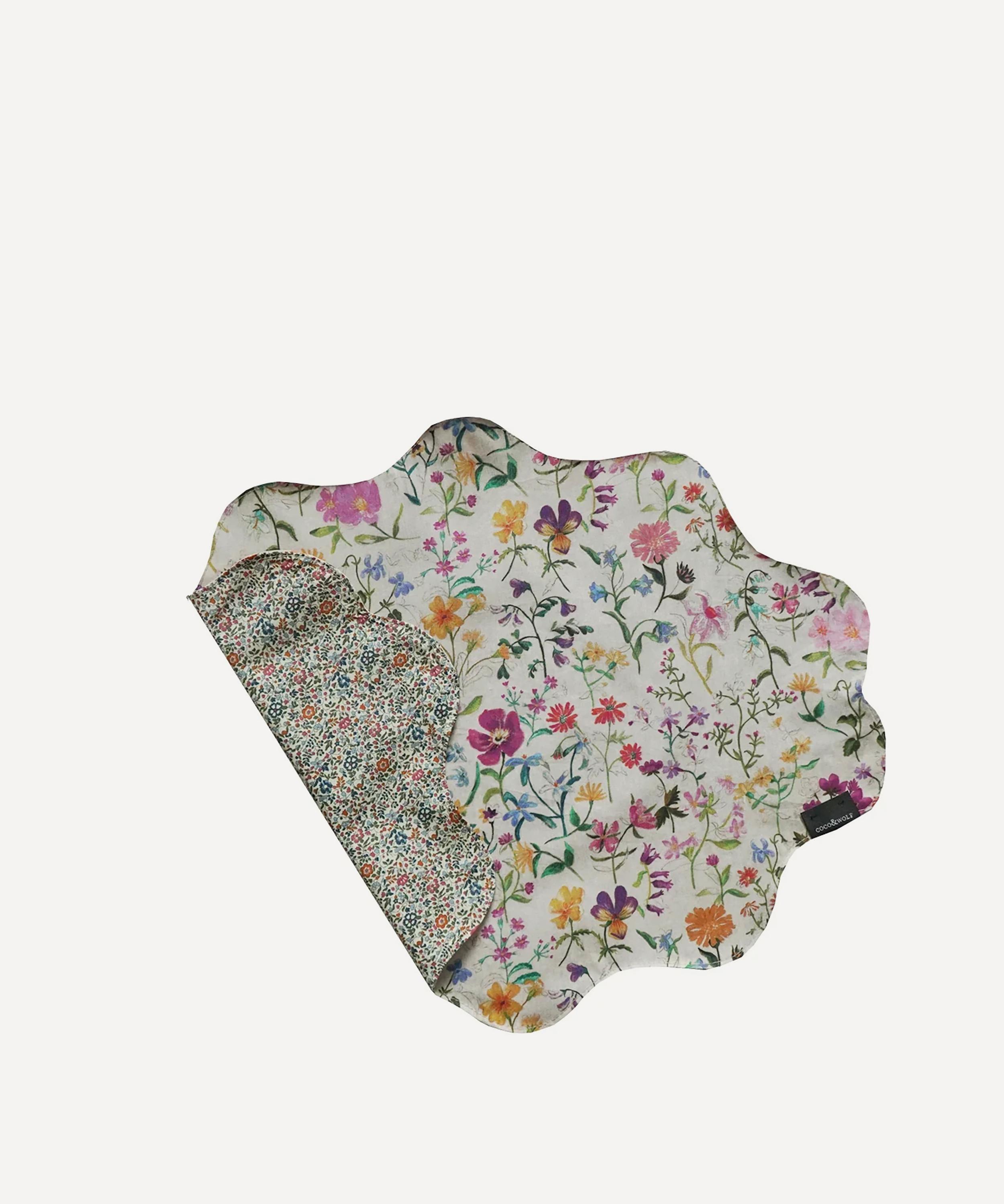 Coco & Wolf - Linen Garden and Katie and Millie Cotton Reversible Wavy Edge Placemat image number 2