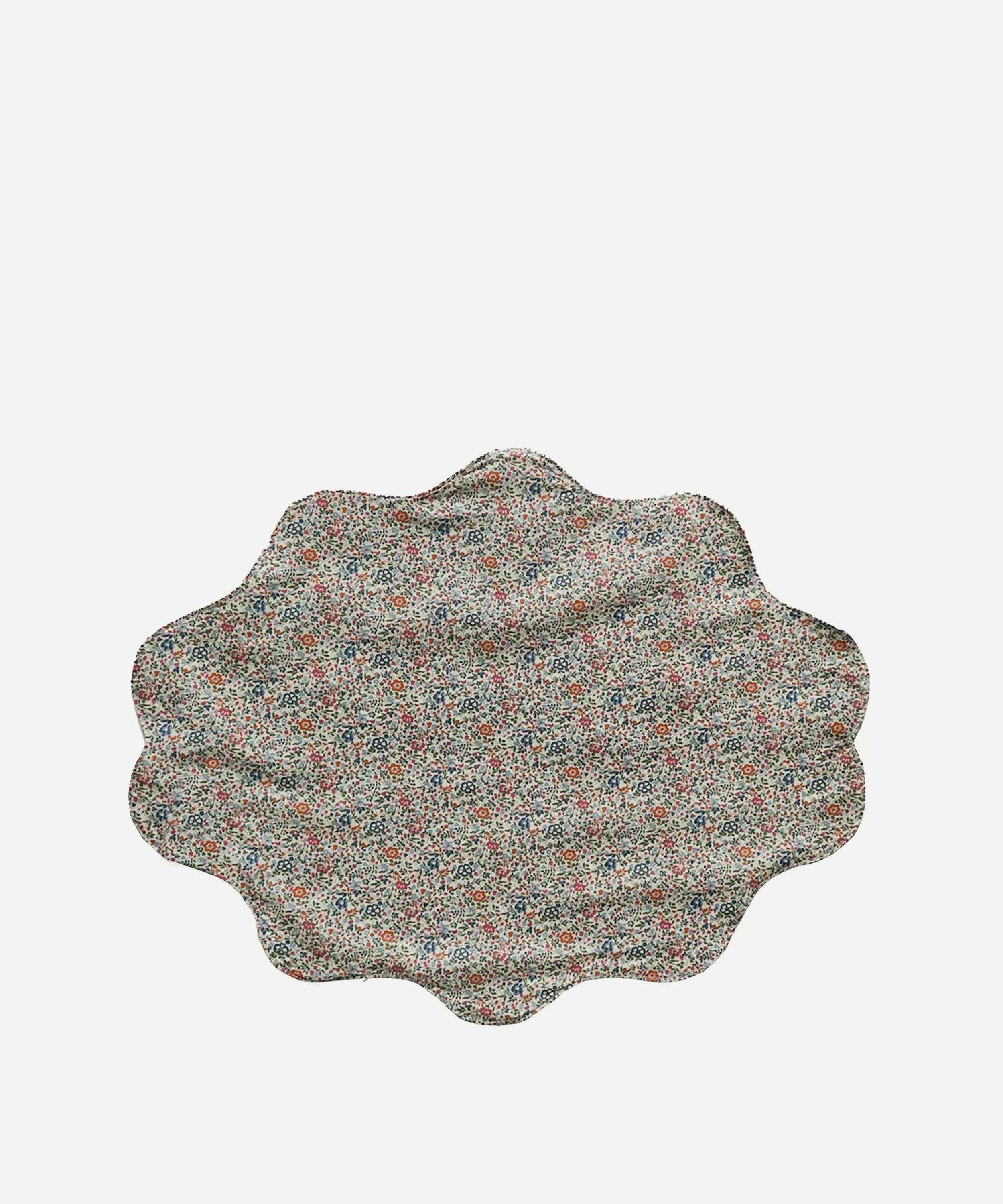 Coco & Wolf - Linen Garden and Katie and Millie Cotton Reversible Wavy Edge Placemat image number 4