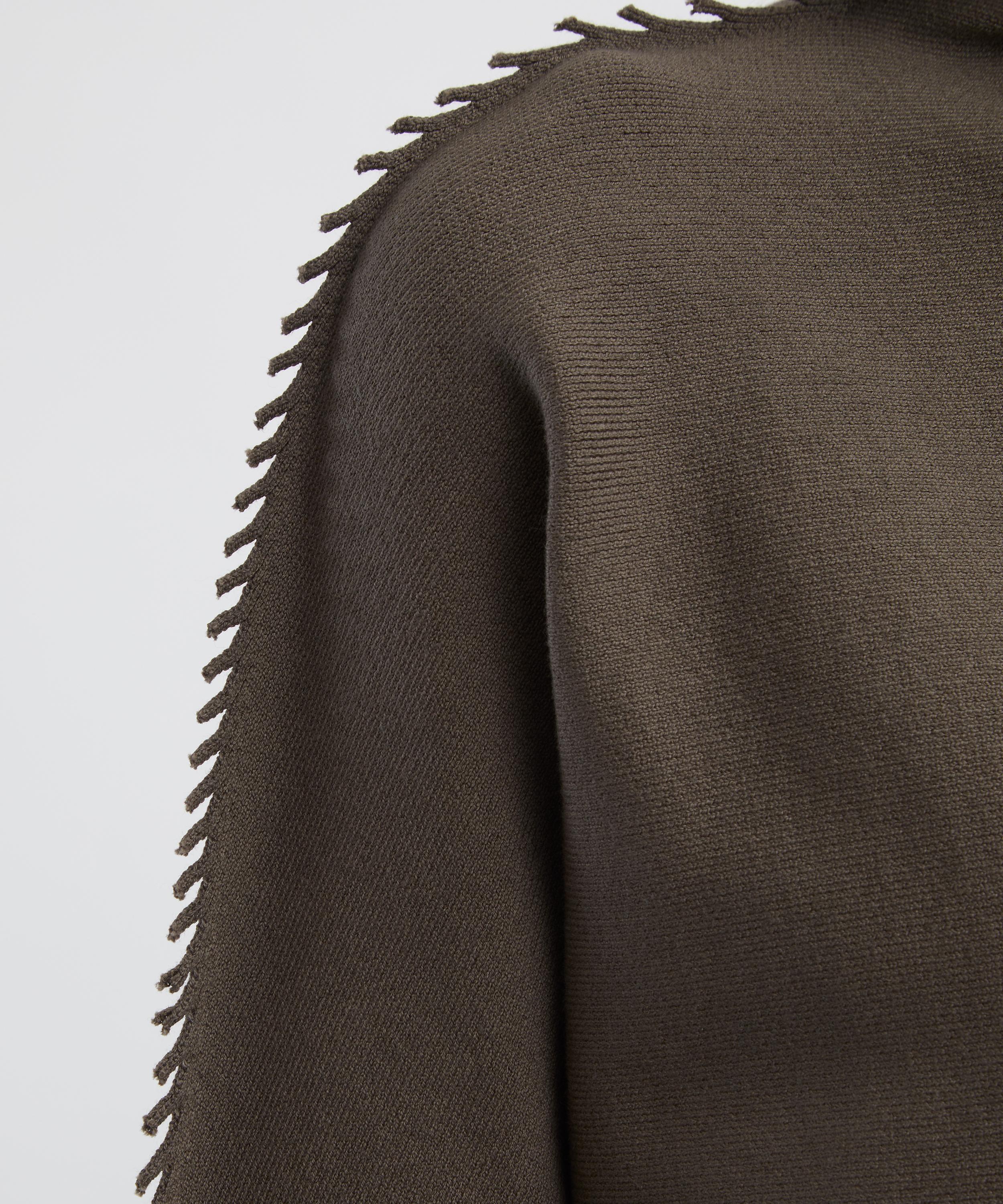 Issey Miyake - CAMPAGNE Funnel-Neck Top image number 4
