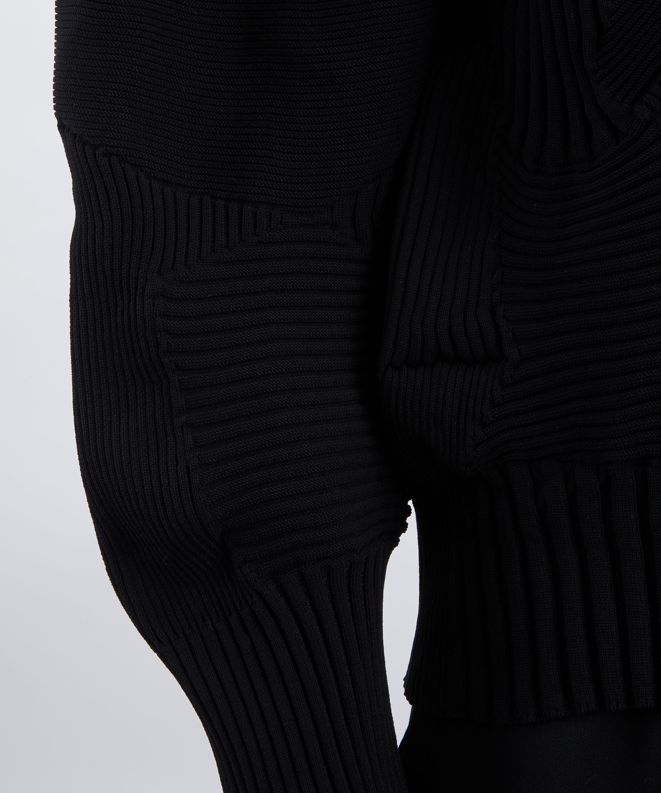 Issey Miyake - KONE KONE Knit Jacket image number 4