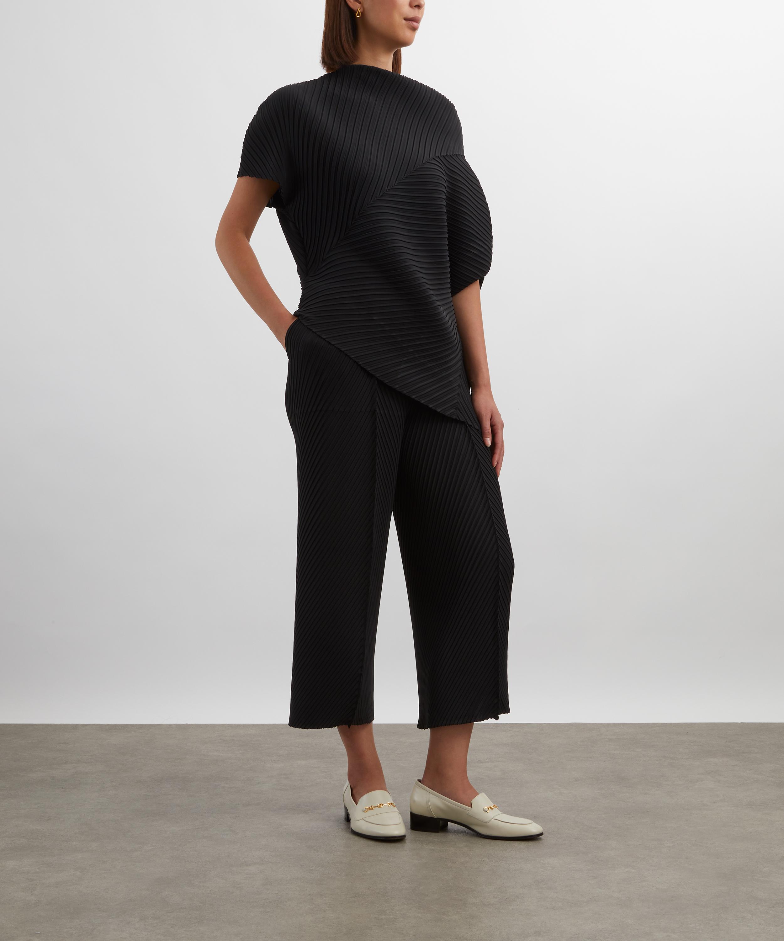 Issey Miyake - SOFT FOLD PLEATS Trousers image number 1