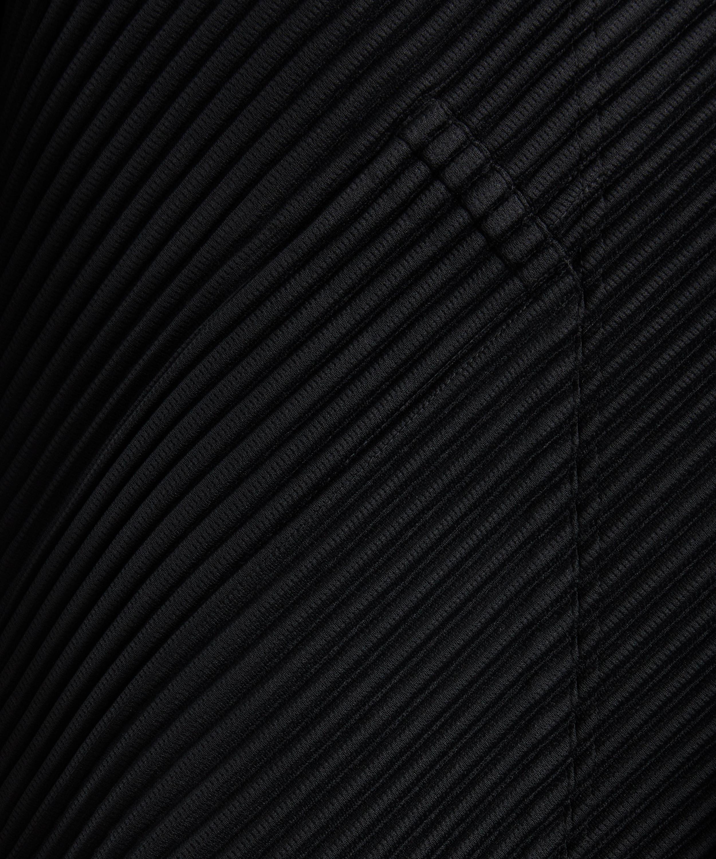 HOMME PLISSÉ ISSEY MIYAKE - MONTHLY COLORS SEPTEMBER Pleated Jacket image number 4