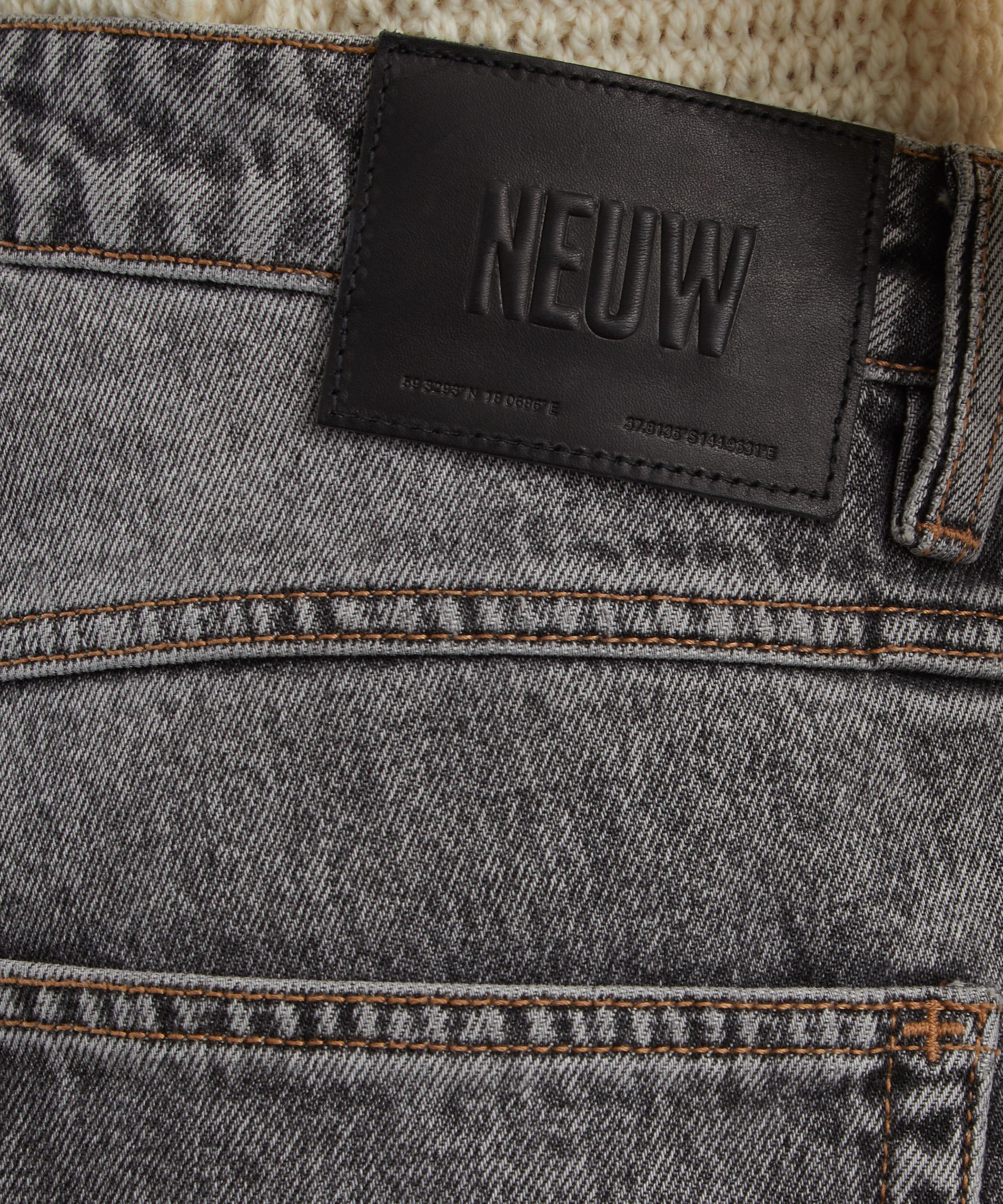 Neuw - River Baggy Jeans in West image number 4