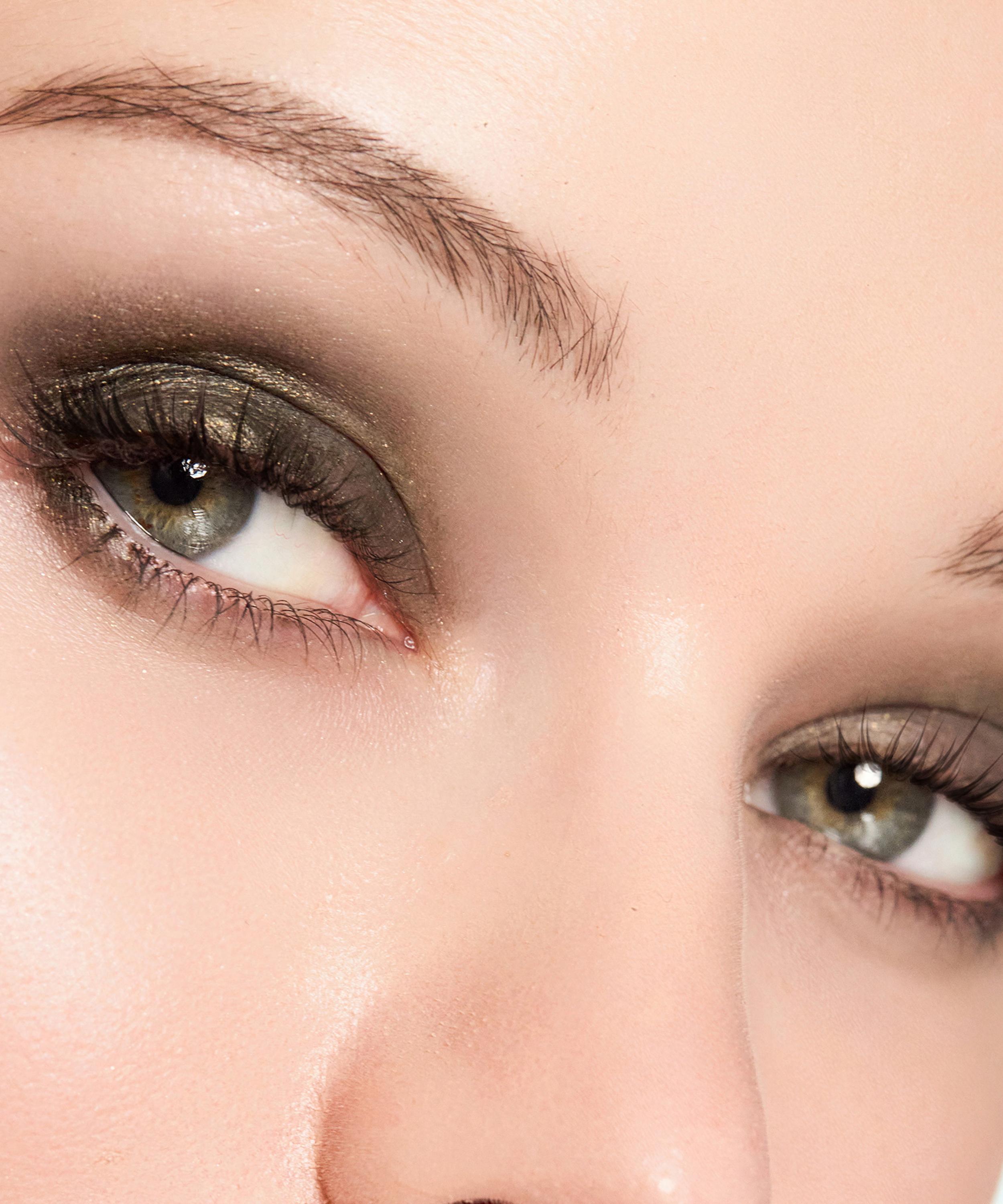 Trish McEvoy - 24-Hour Eyeshadow and Liner image number 2