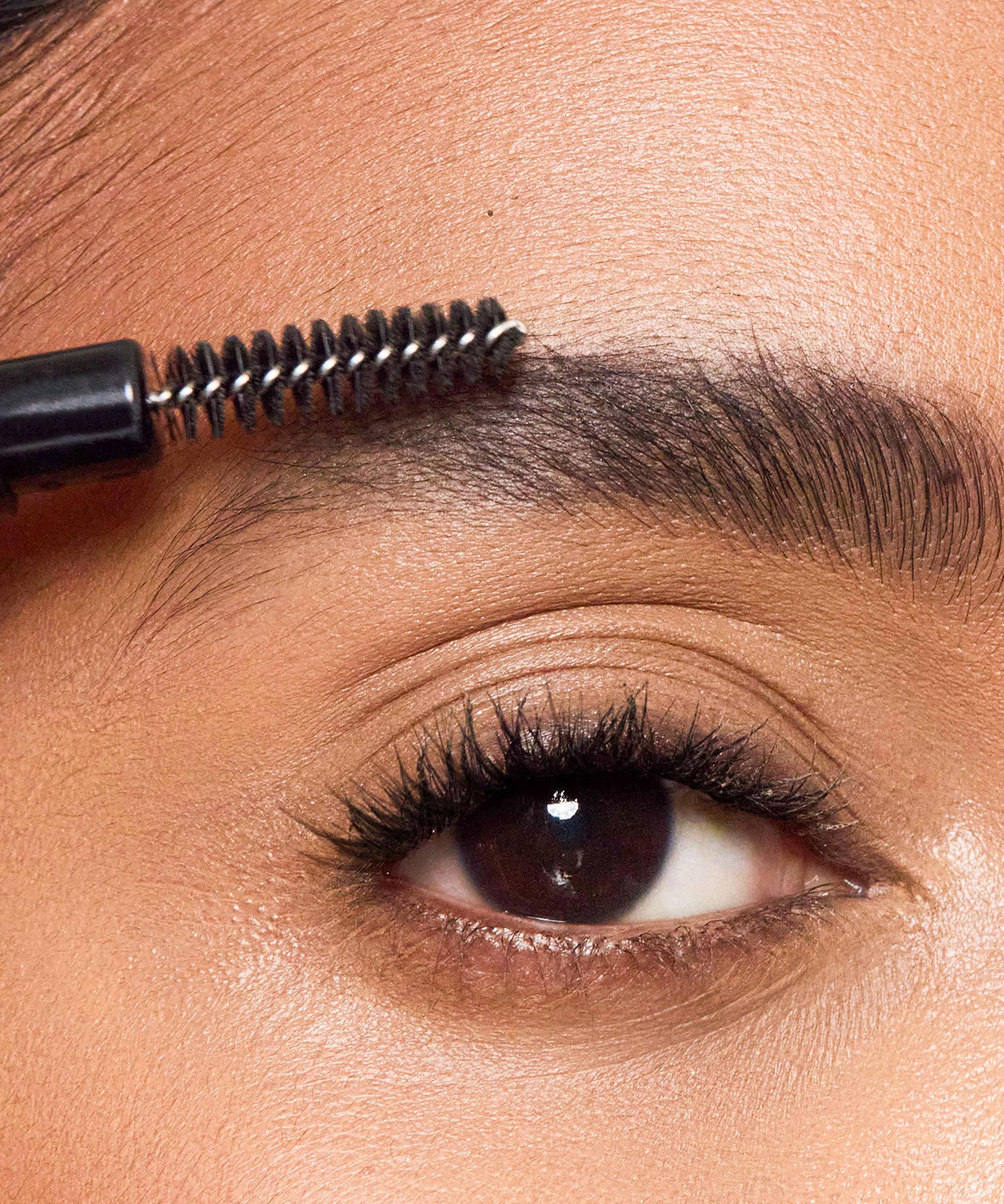 Trish McEvoy - Trish McEvoy Fuller Brows 0.1g image number 2