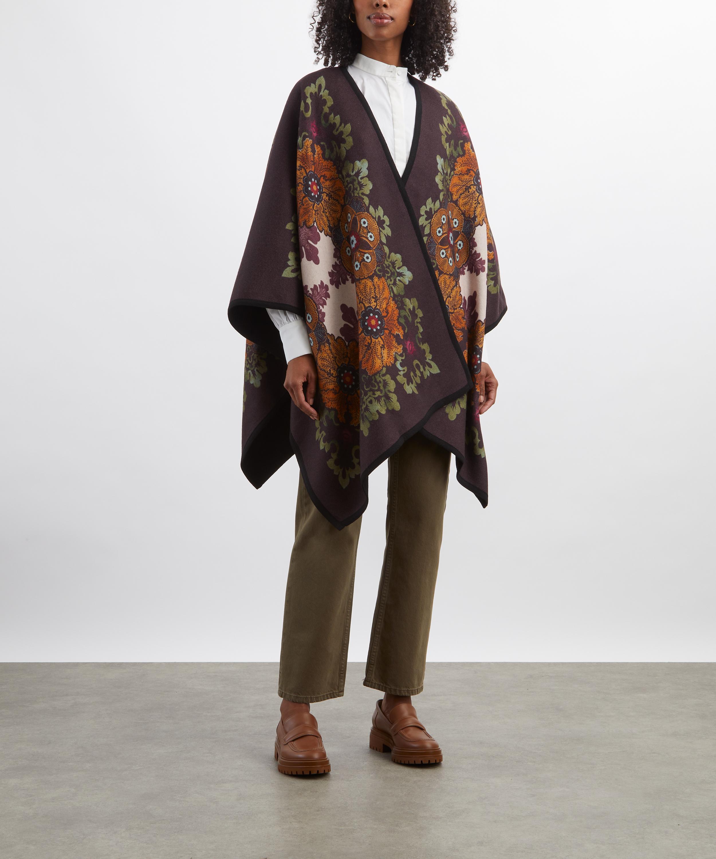 La DoubleJ - Placée Patterned Wool Poncho image number 2