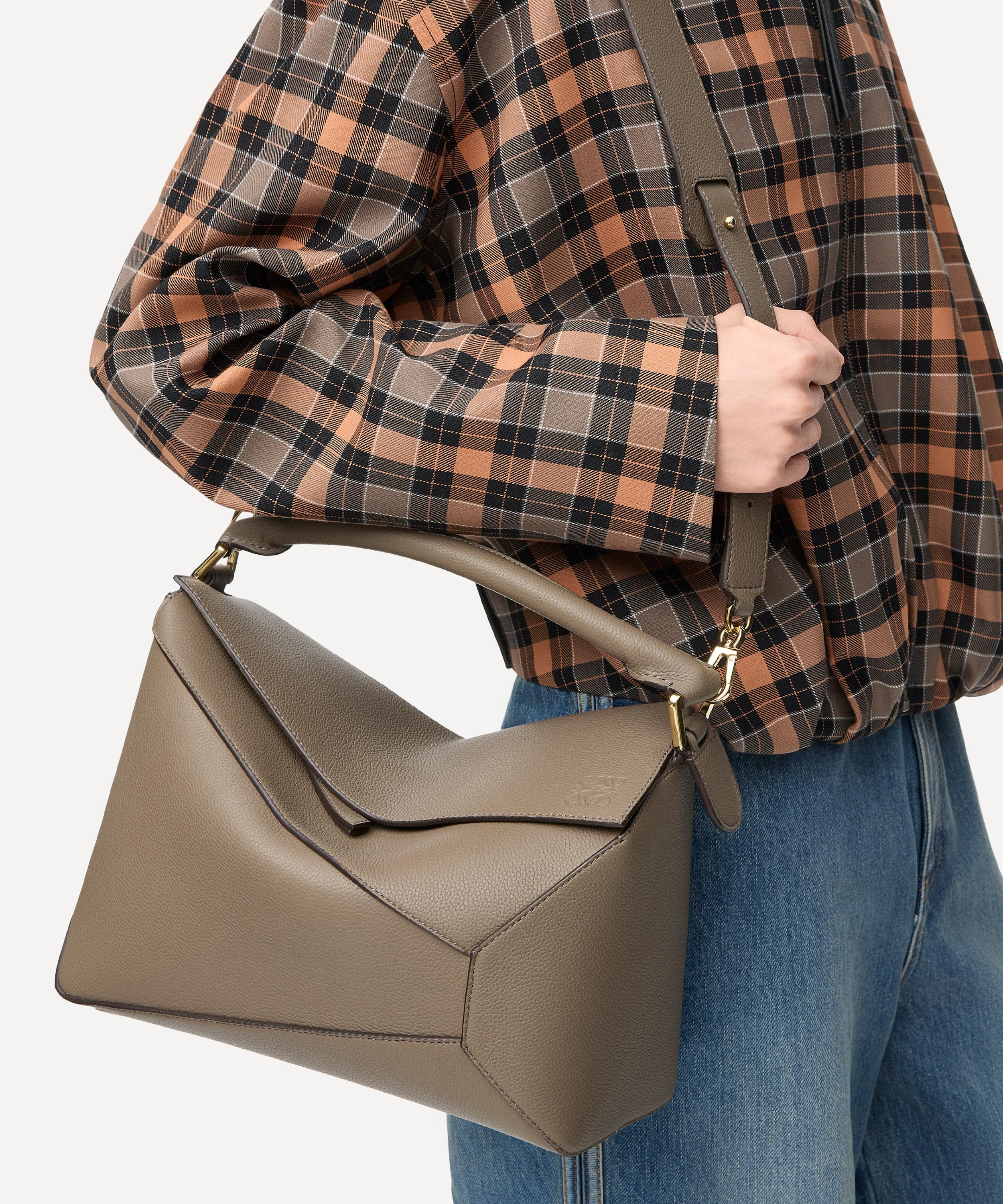 Loewe - Medium Puzzle Edge Top Handle Bag image number 1