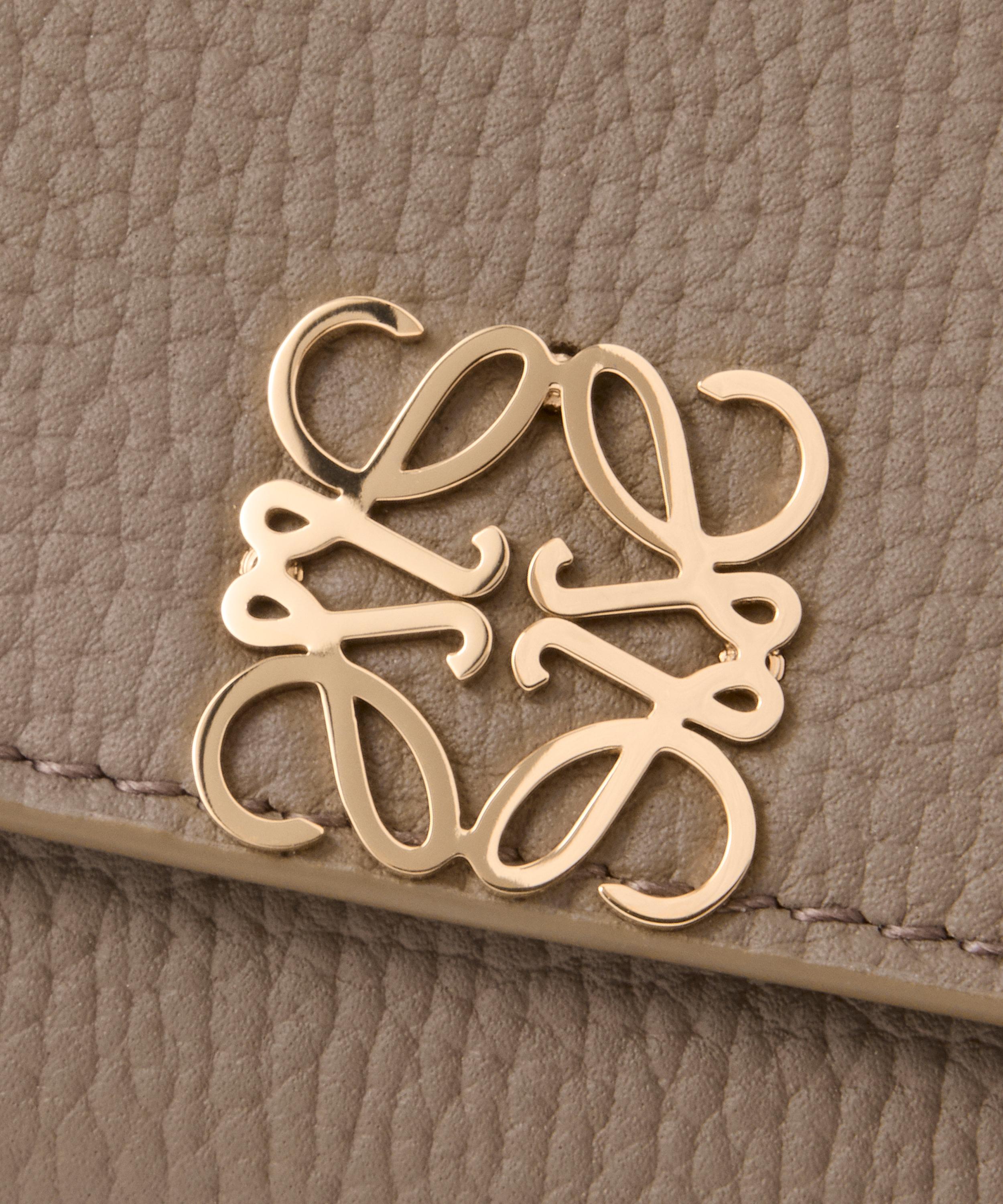 Loewe - Anagram Small Vertical Leather Wallet image number 4