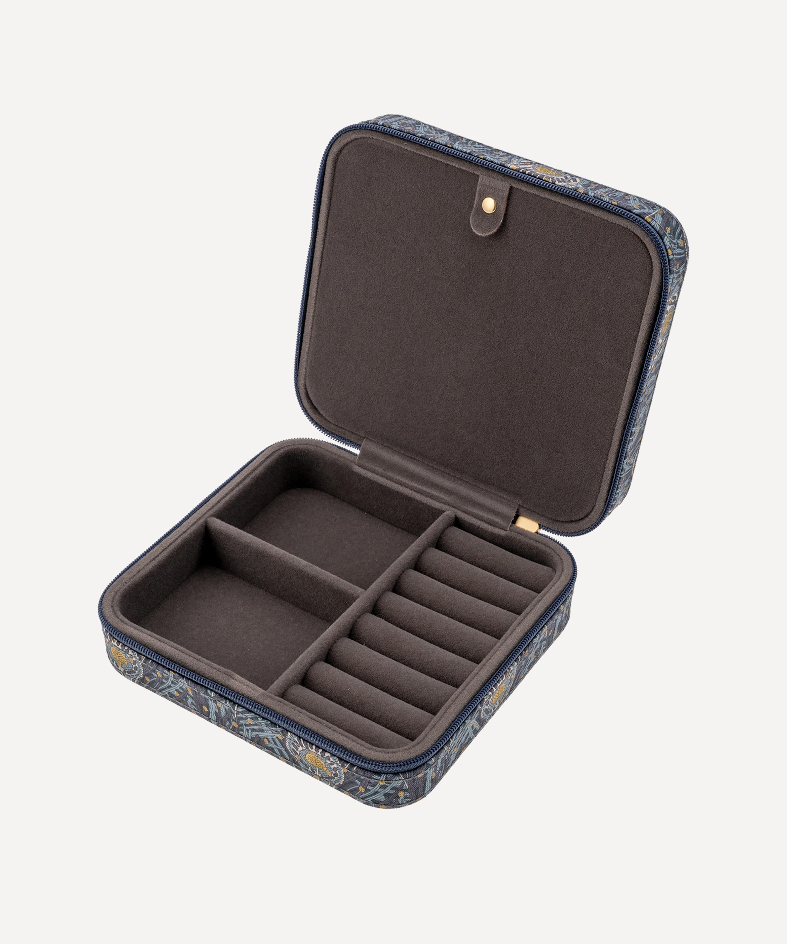 Bon Dep - Queen Hera Tana Lawn™ Cotton Octagon Jewellery Box image number 1