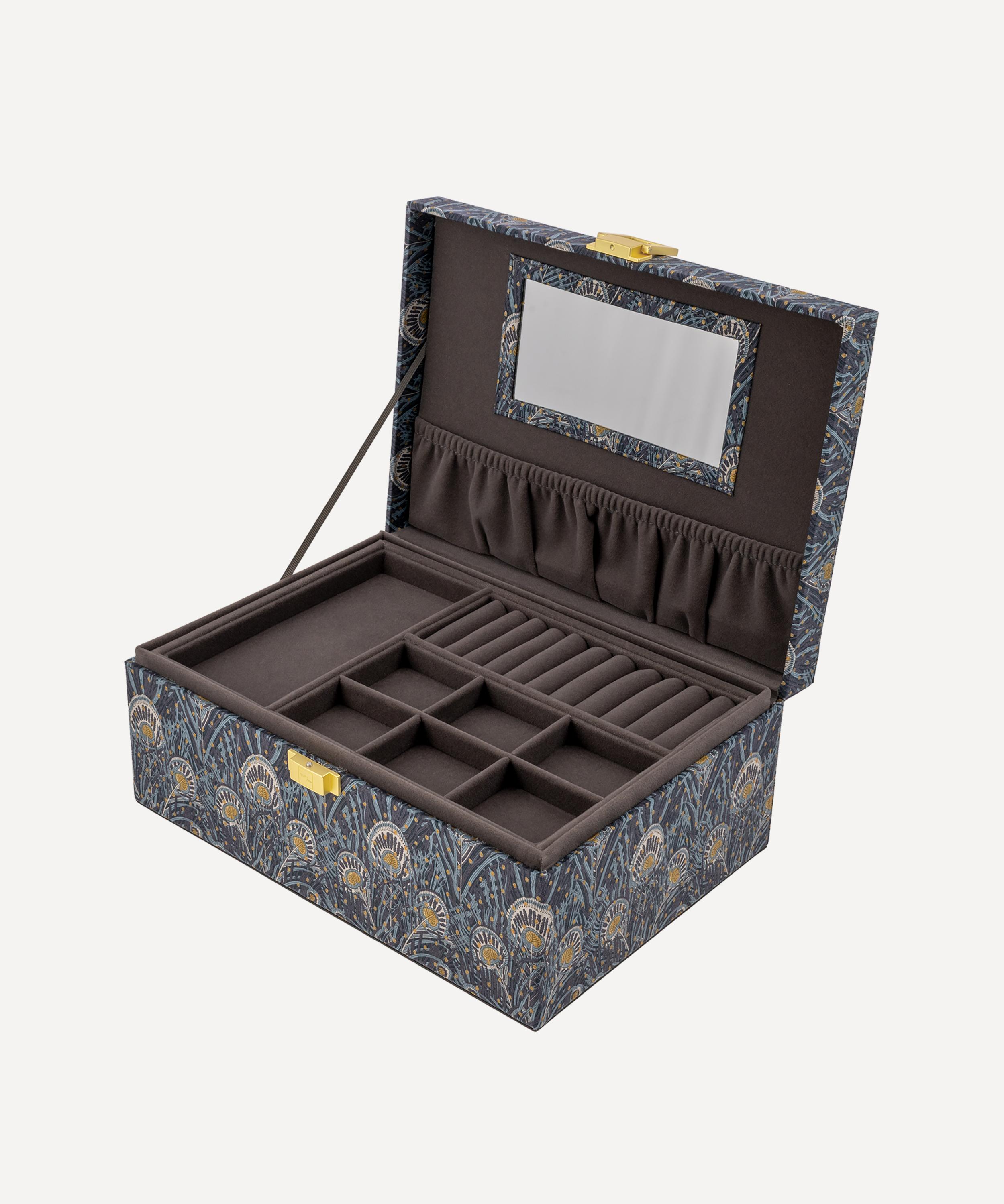 Bon Dep - Queen Hera Tana Lawn™ Cotton Square Jewellery Box image number 1