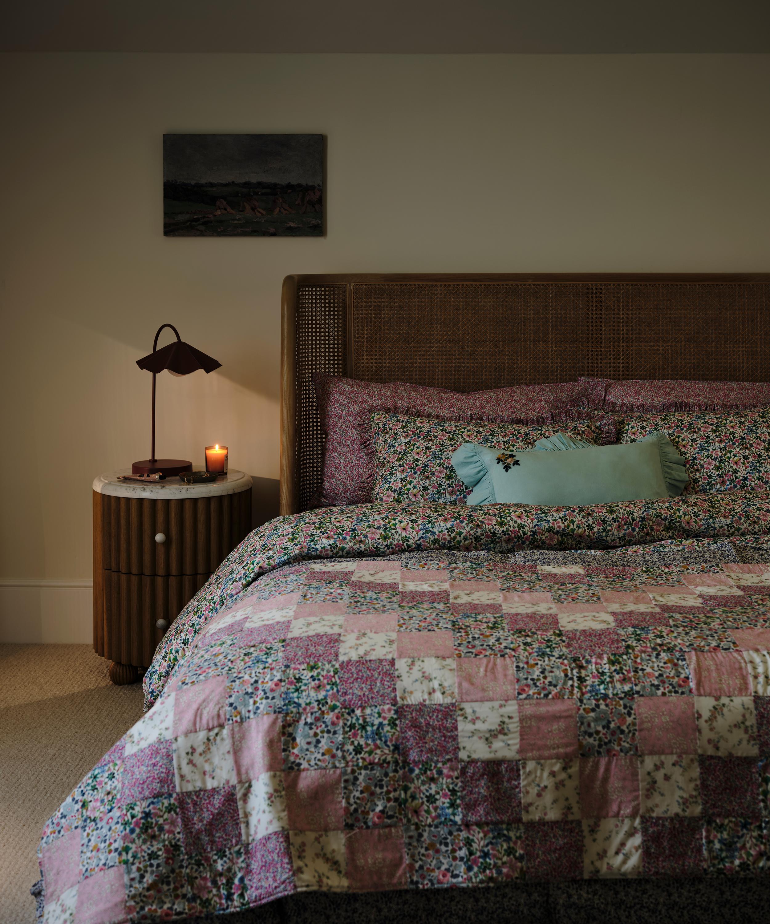 Coco & Wolf - Dreams of Summer Frill Edge Pillowcase image number 3