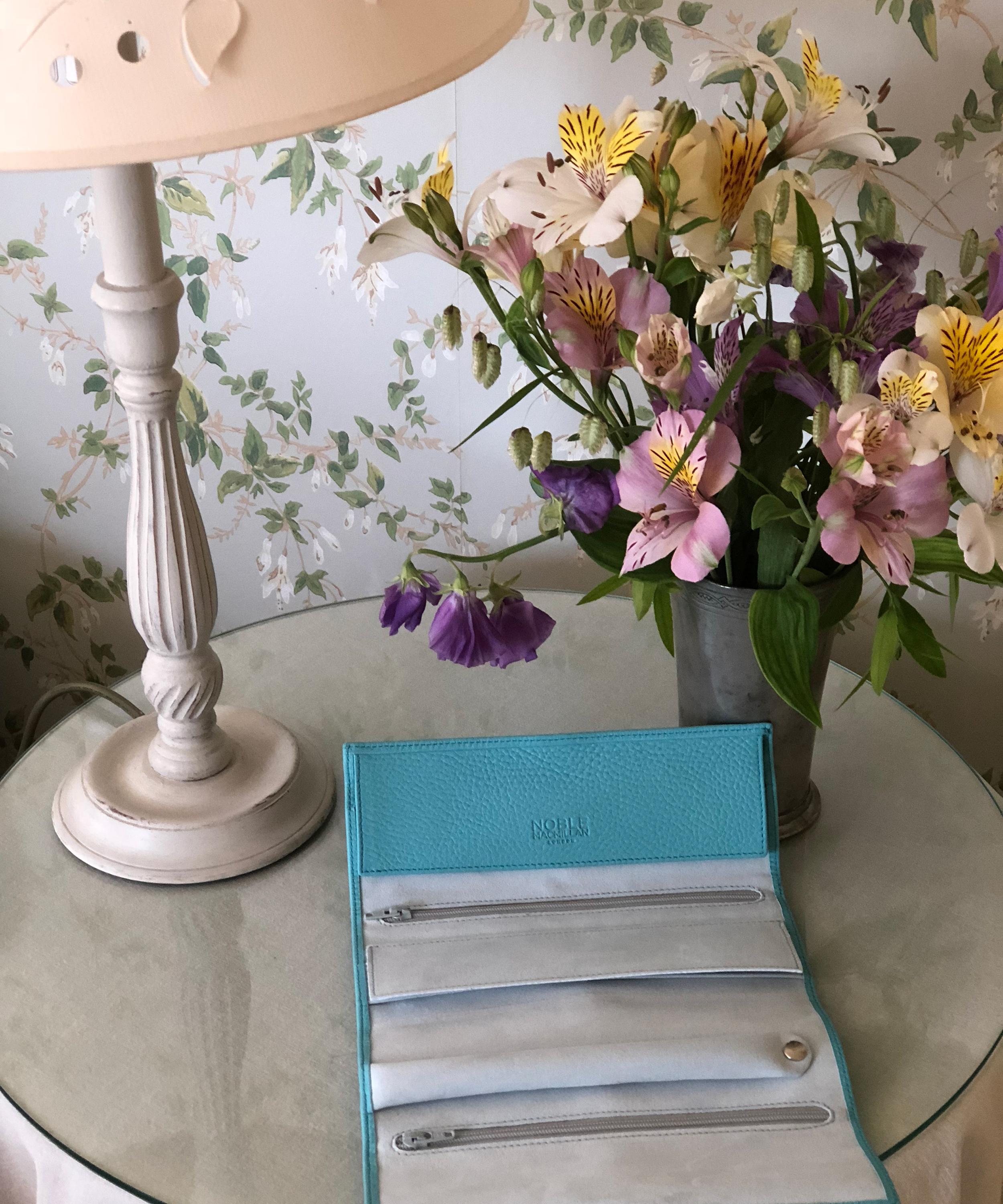 Noble Macmillan - Chelsea Leather Jewellery Roll image number 3