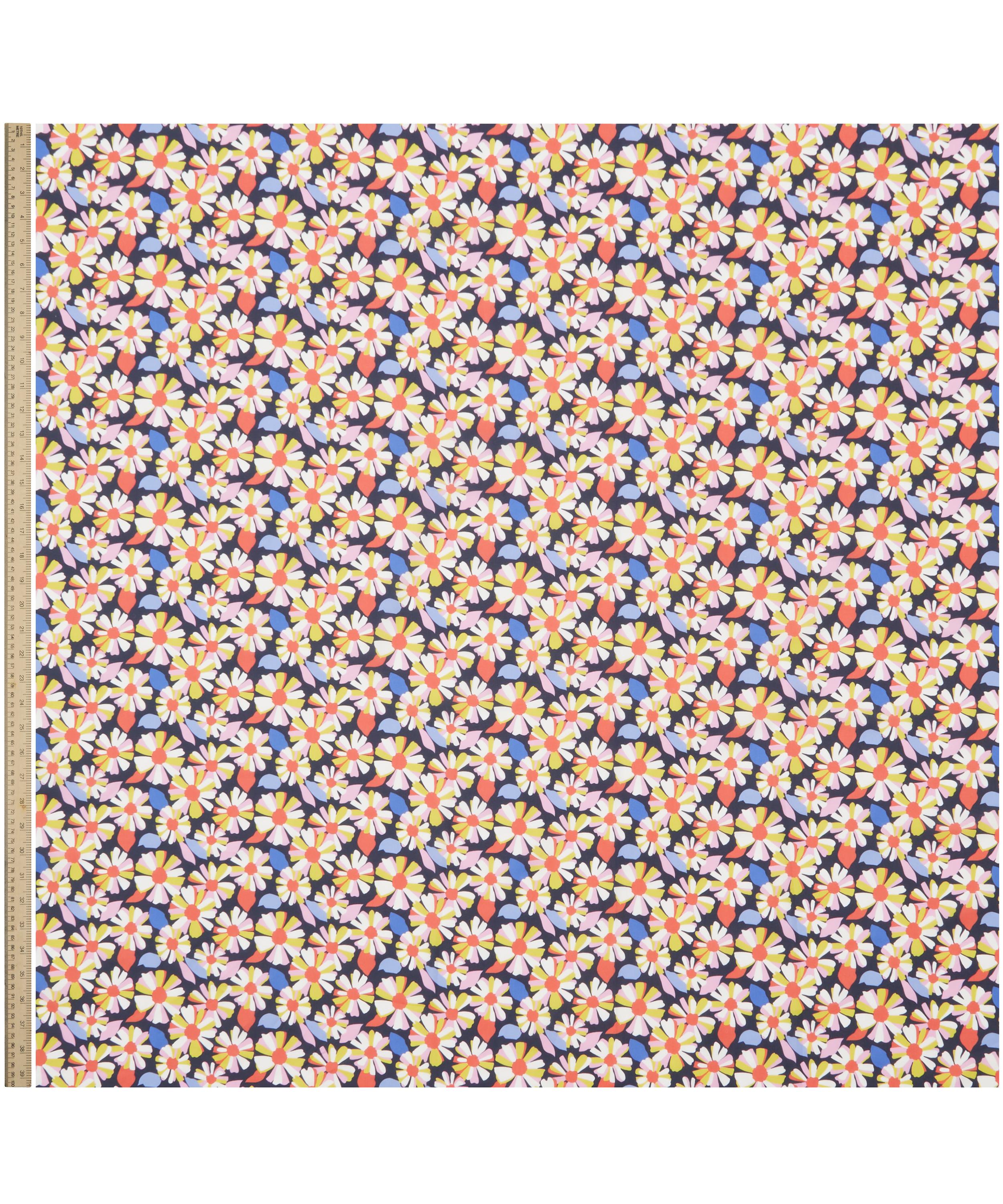 Liberty Fabrics - Daisy Olive Tana Lawn™ Cotton image number 1