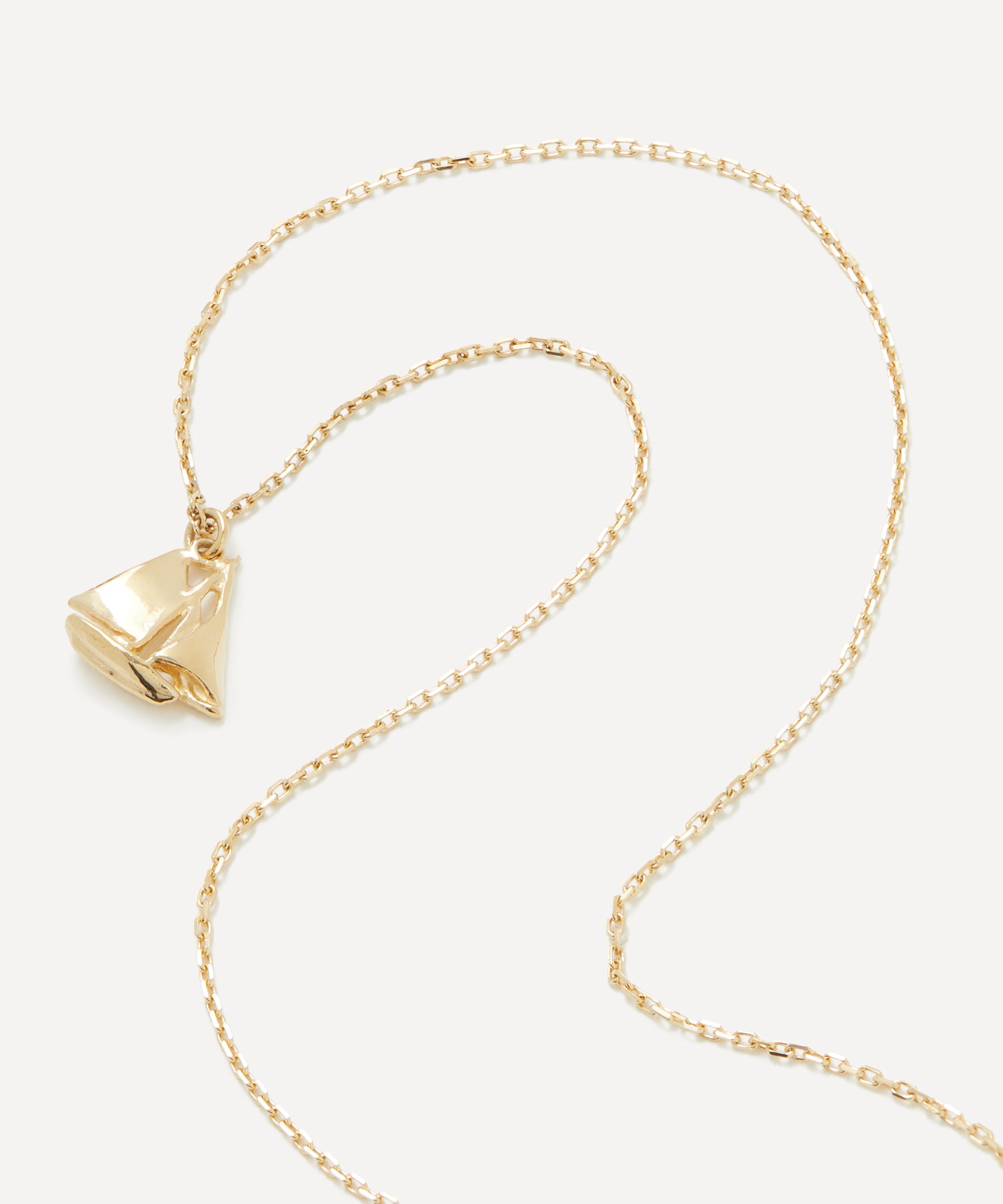 Alex Monroe - 18ct Gold Teeny Tiny Boat Pendant Necklace image number 2