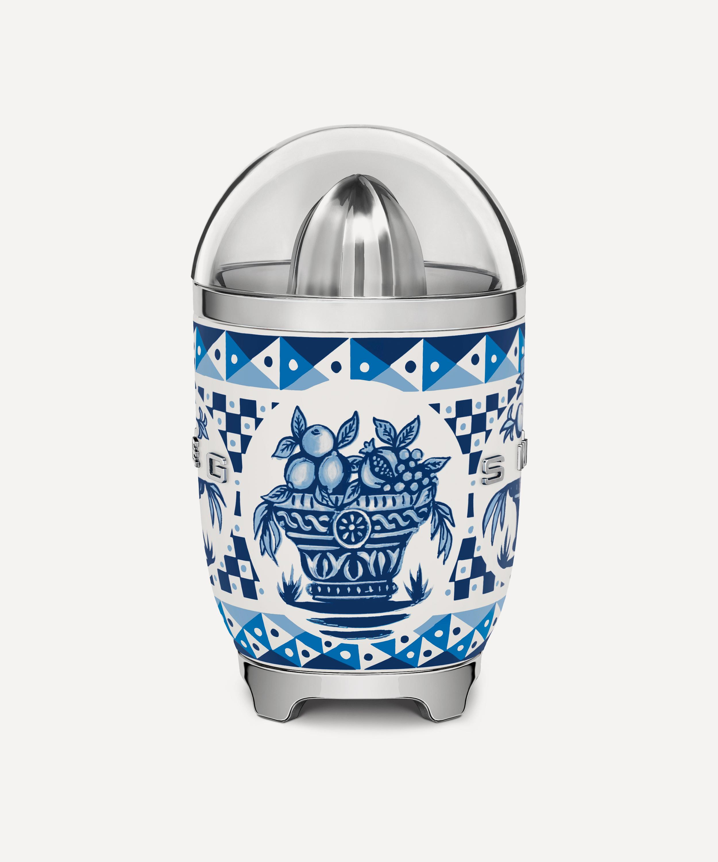 Smeg - x Dolce and Gabbana Mediterraneo Electric Citrus Juicer image number 4