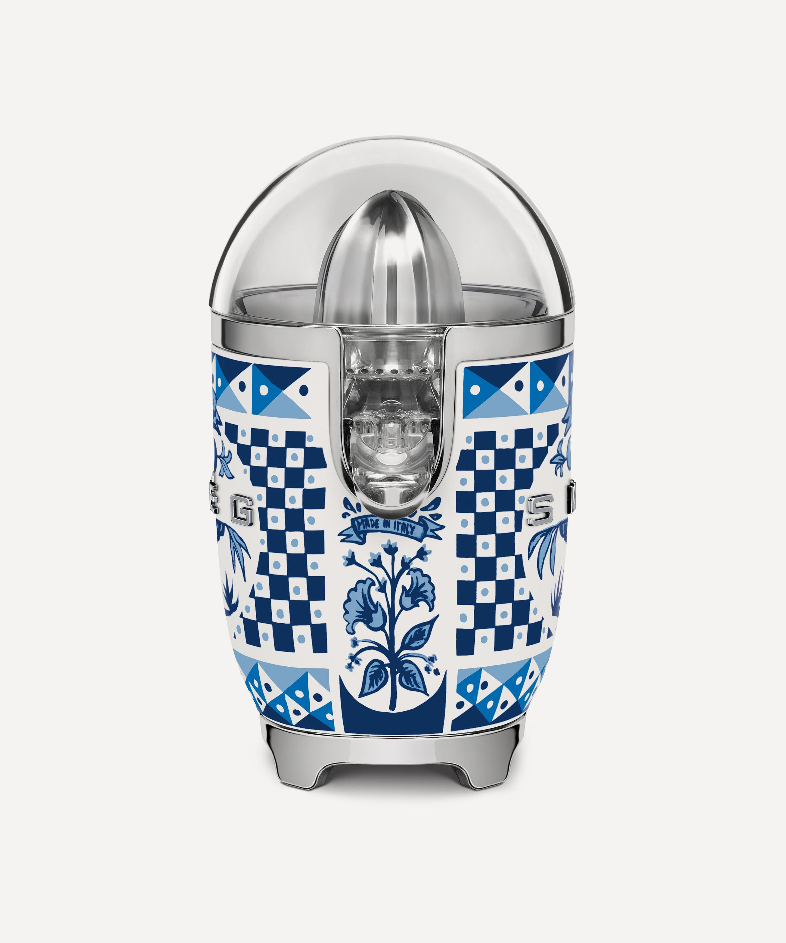 Smeg - x Dolce and Gabbana Mediterraneo Electric Citrus Juicer image number 5