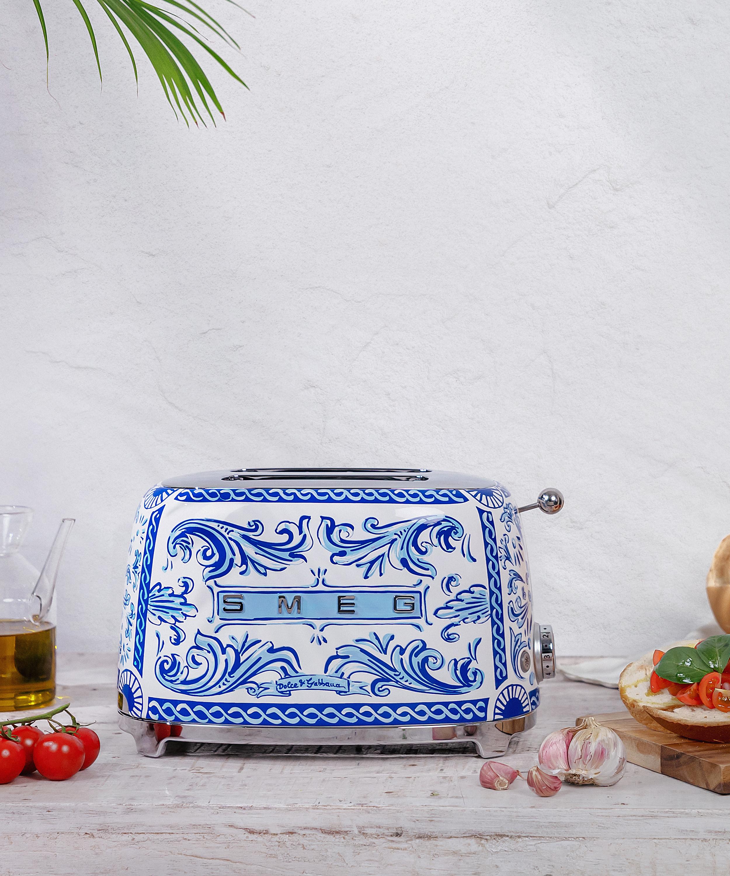 Smeg - x Dolce and Gabbana Mediterraneo Toaster image number 1