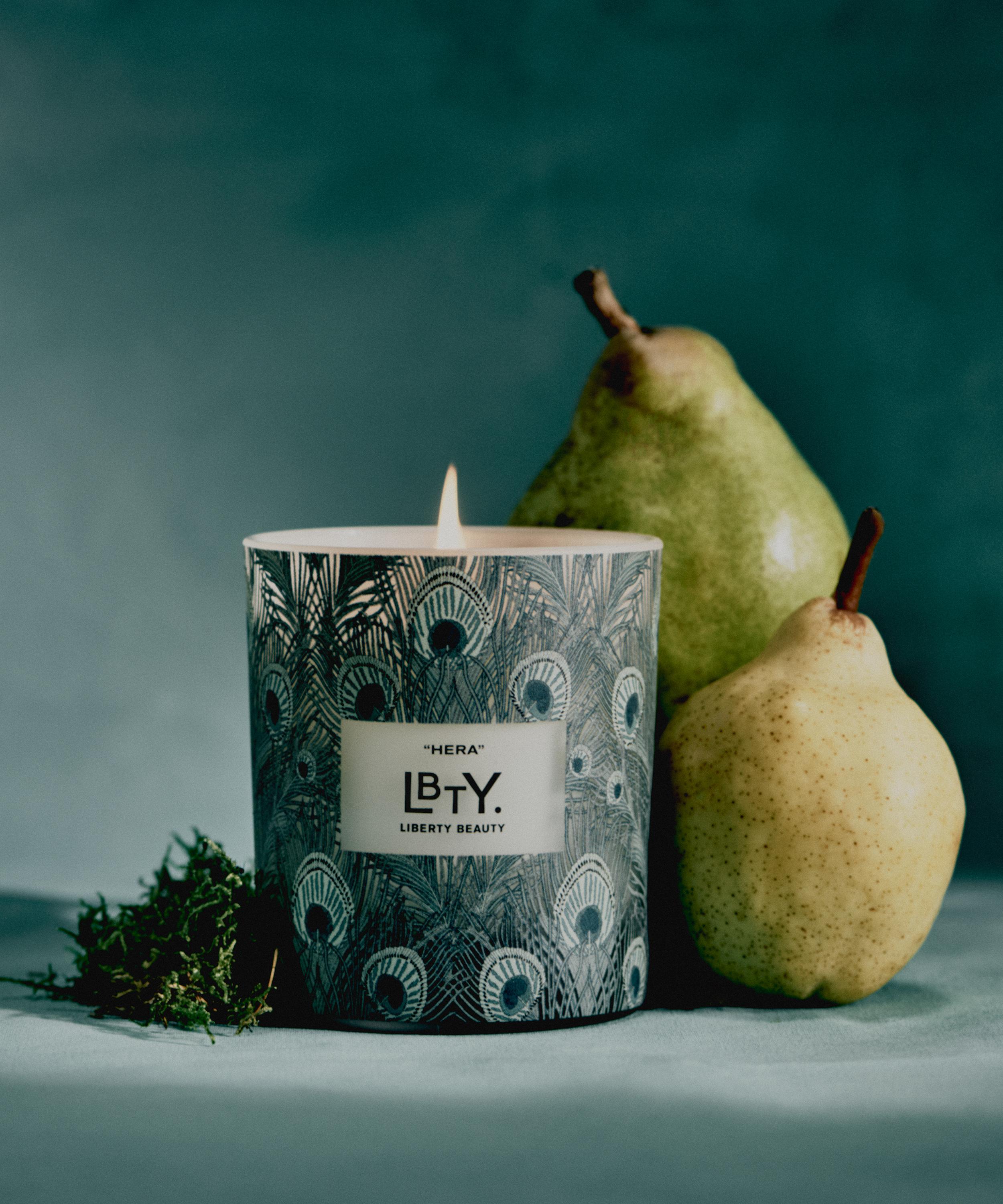 Liberty LBTY. Fragrance - Hera Scented Candle 200g image number 1