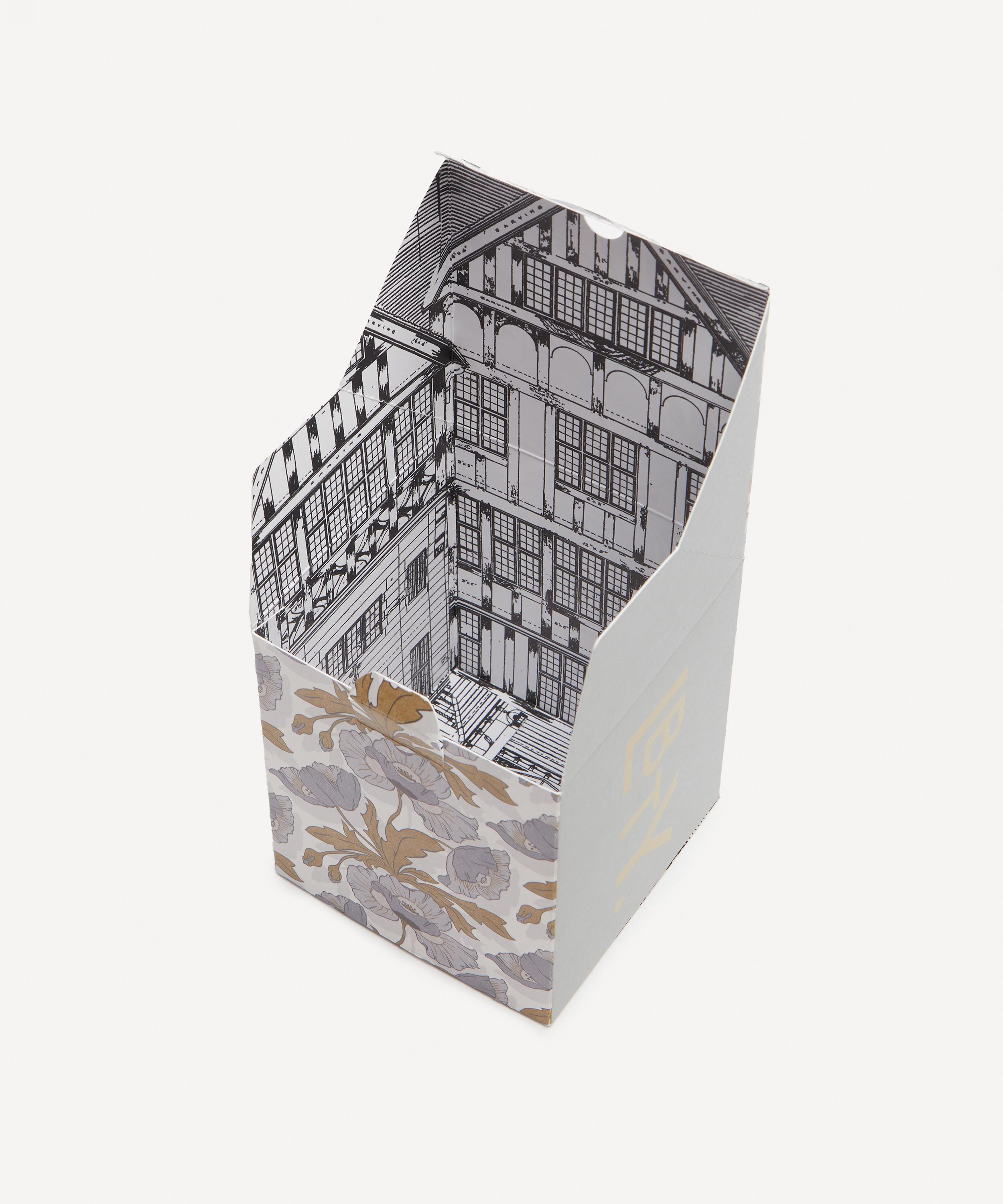 Liberty LBTY. Fragrance - Butterfield Scented Candle 200g image number 4