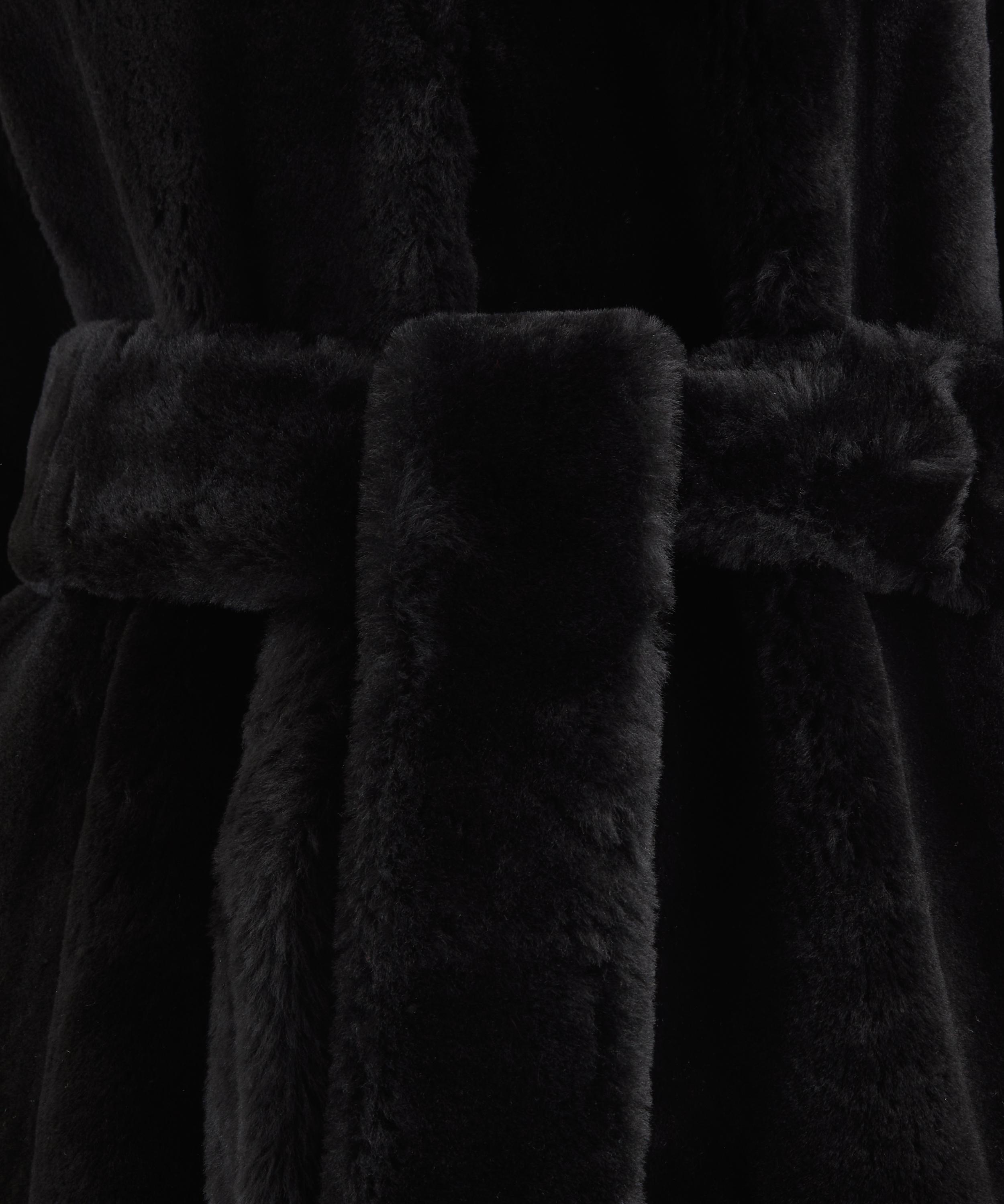 Toteme - Plush Shearling Jacket image number 4